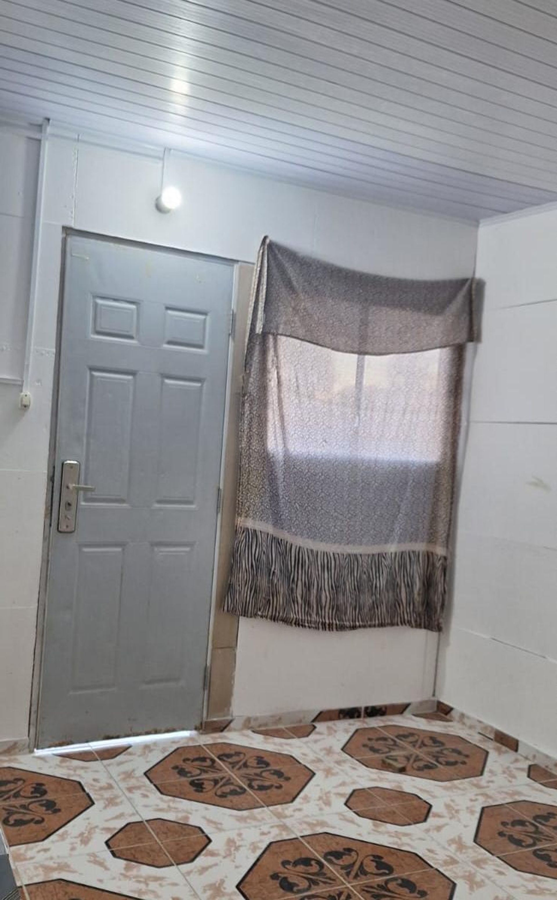 Alquiler casa 1 dormitorio y cochera en Pando · Foto 3