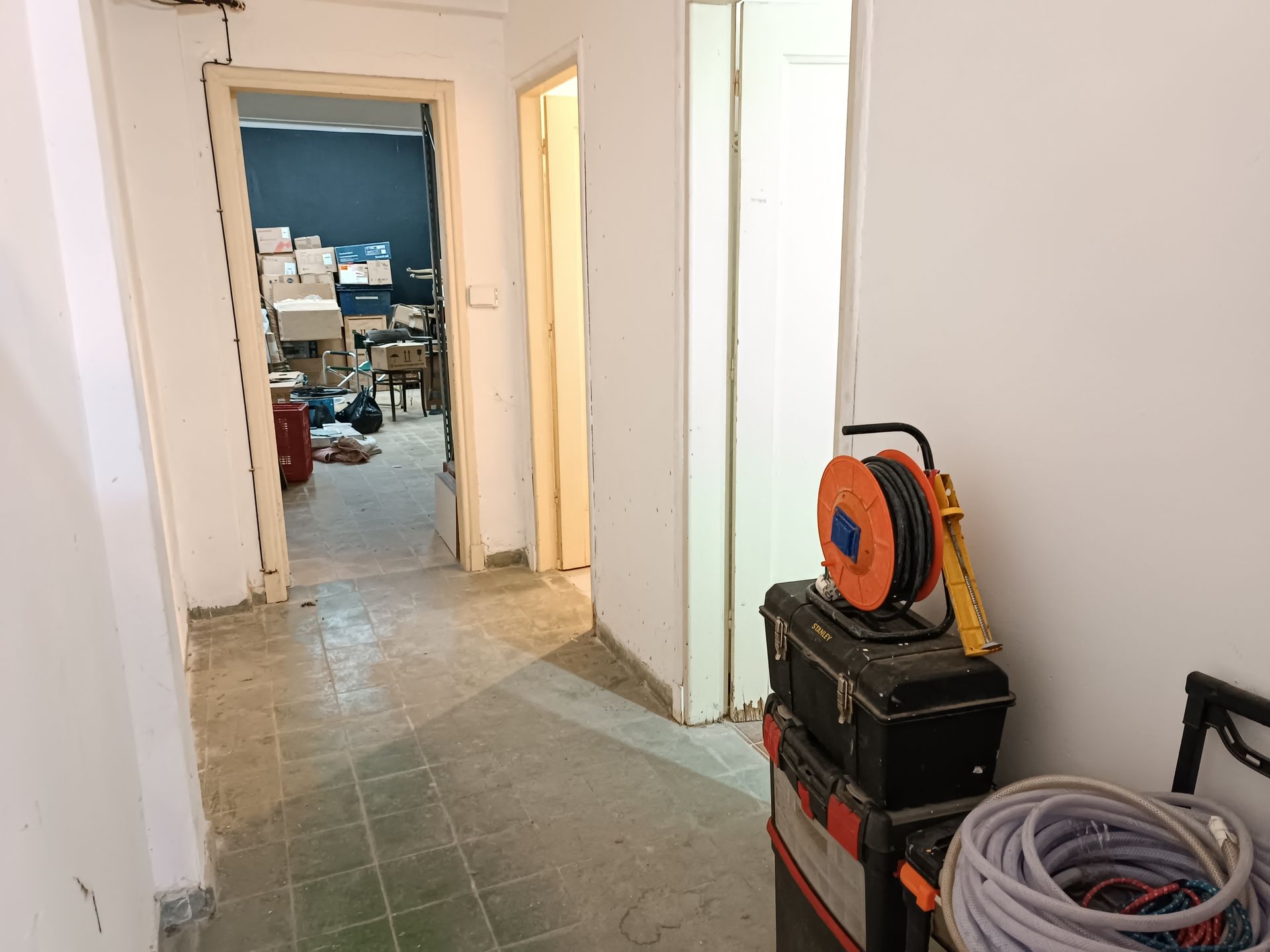ALQUILER SALON COMERCIAL POCITOS · Foto 5