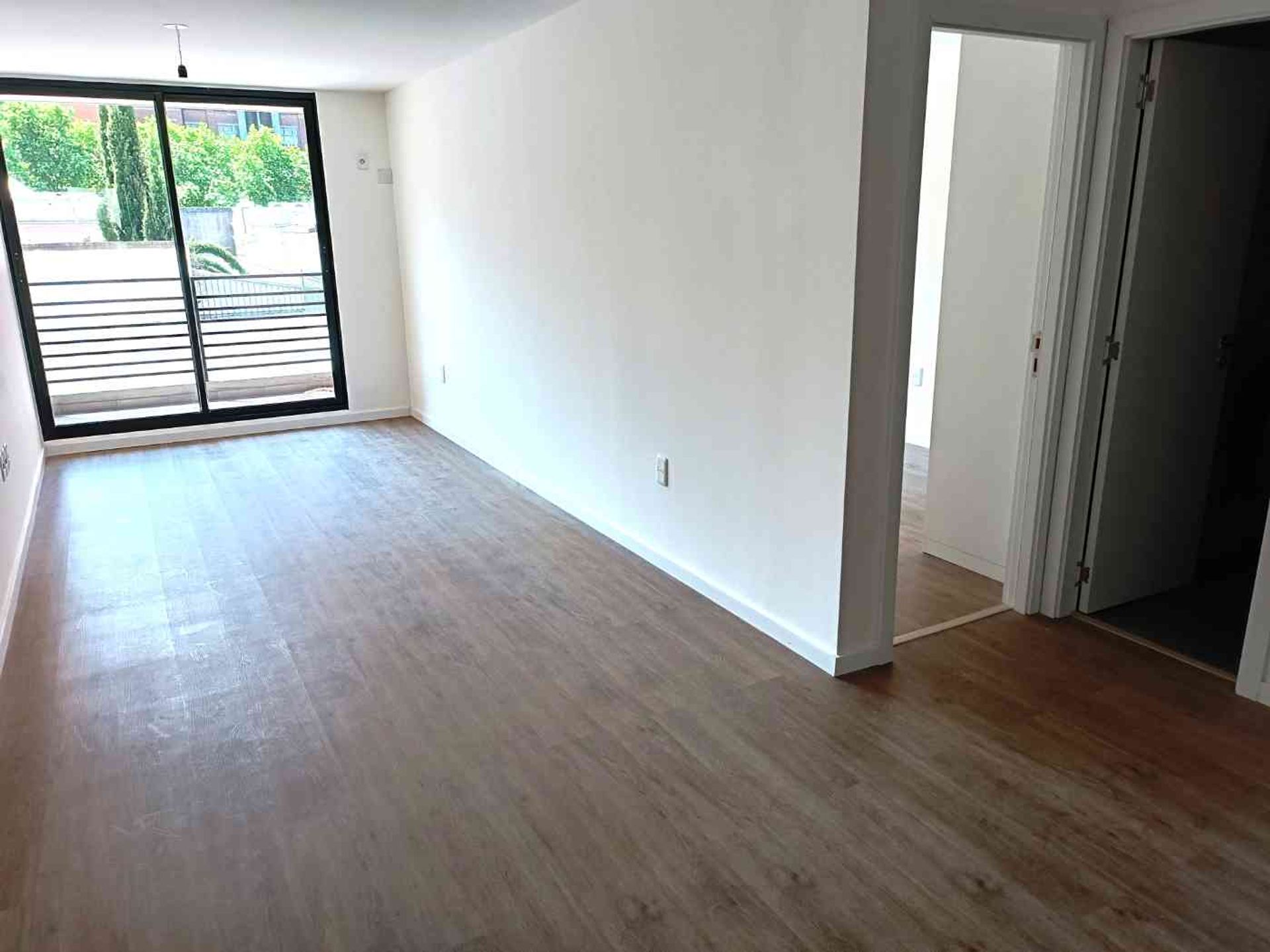 VENTA APARTAMENTO A ESTRENAR 1 DORM CON RENTA