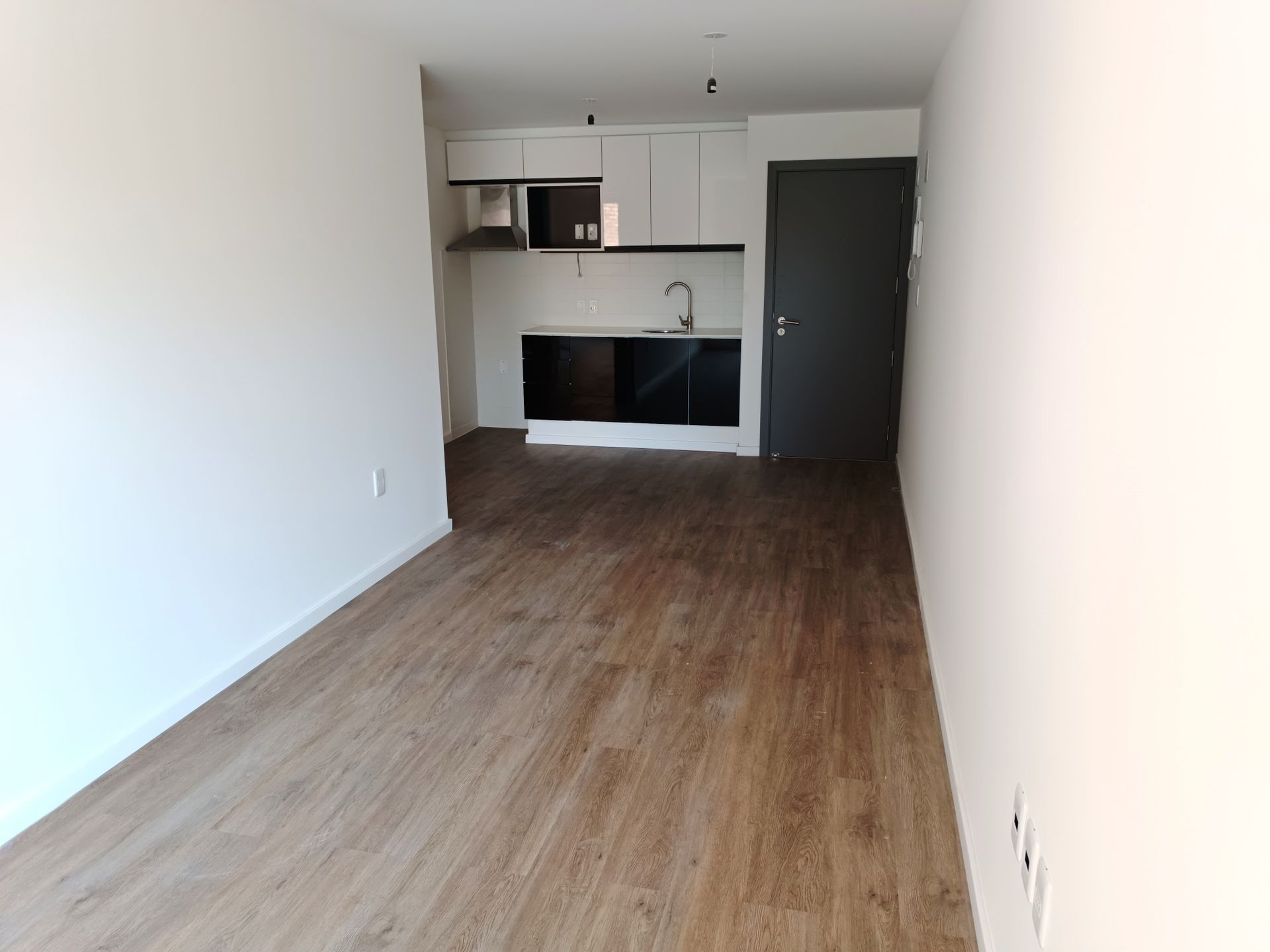 Photo 2 of 29