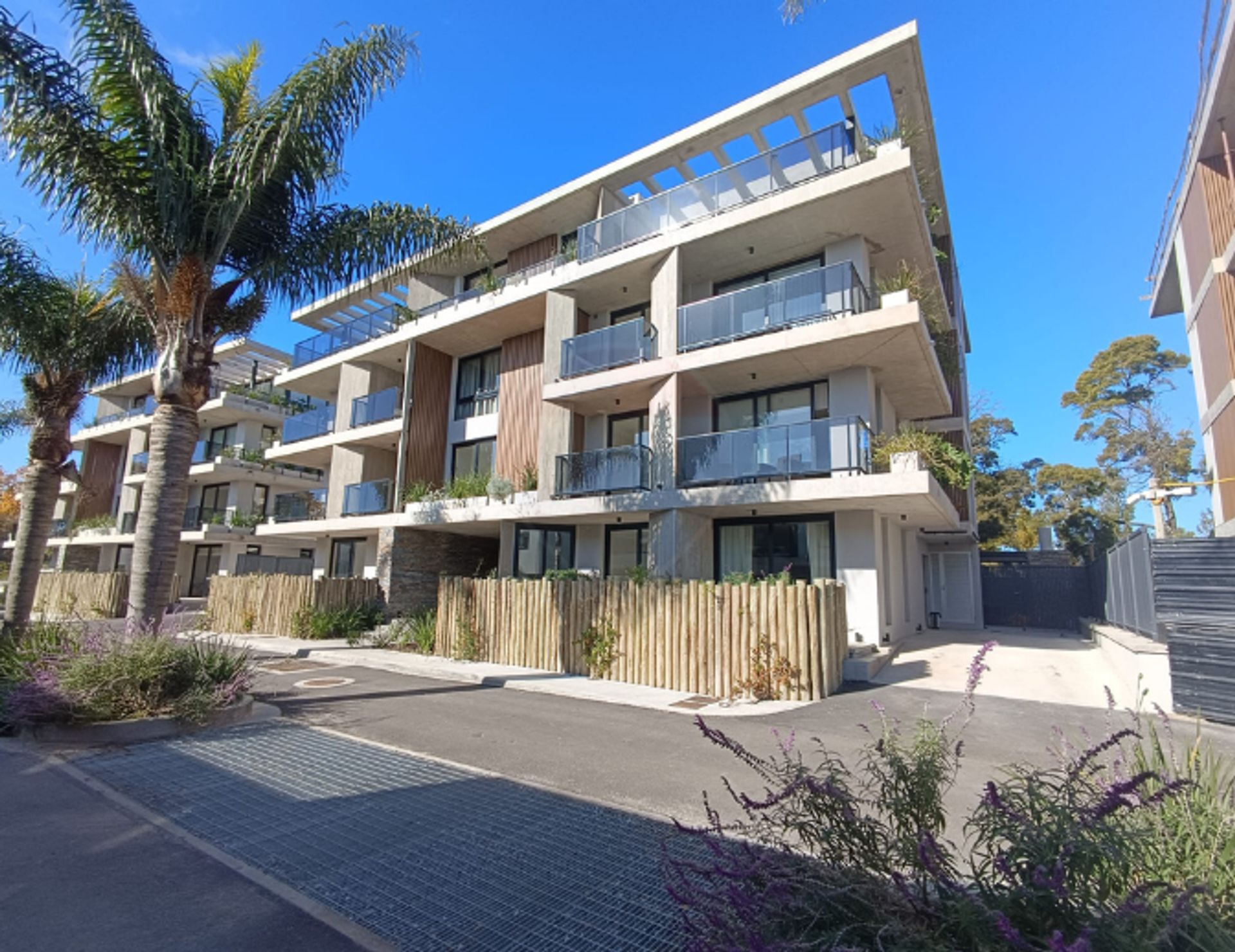 Apartamento en venta en Carrasco Norte