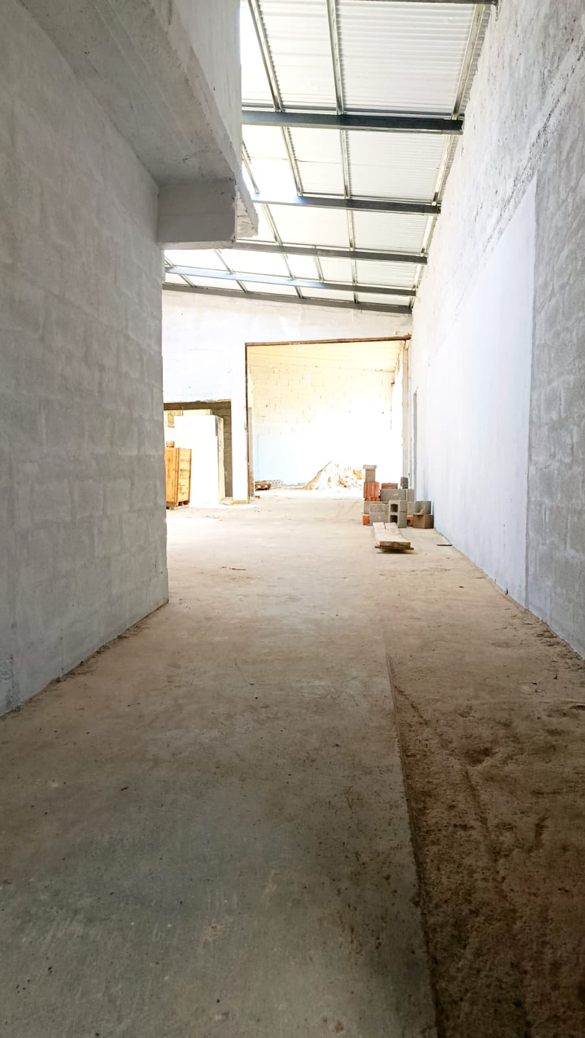 Alquiler Local / Galpón comercial 200 m² en Pando · Foto 3