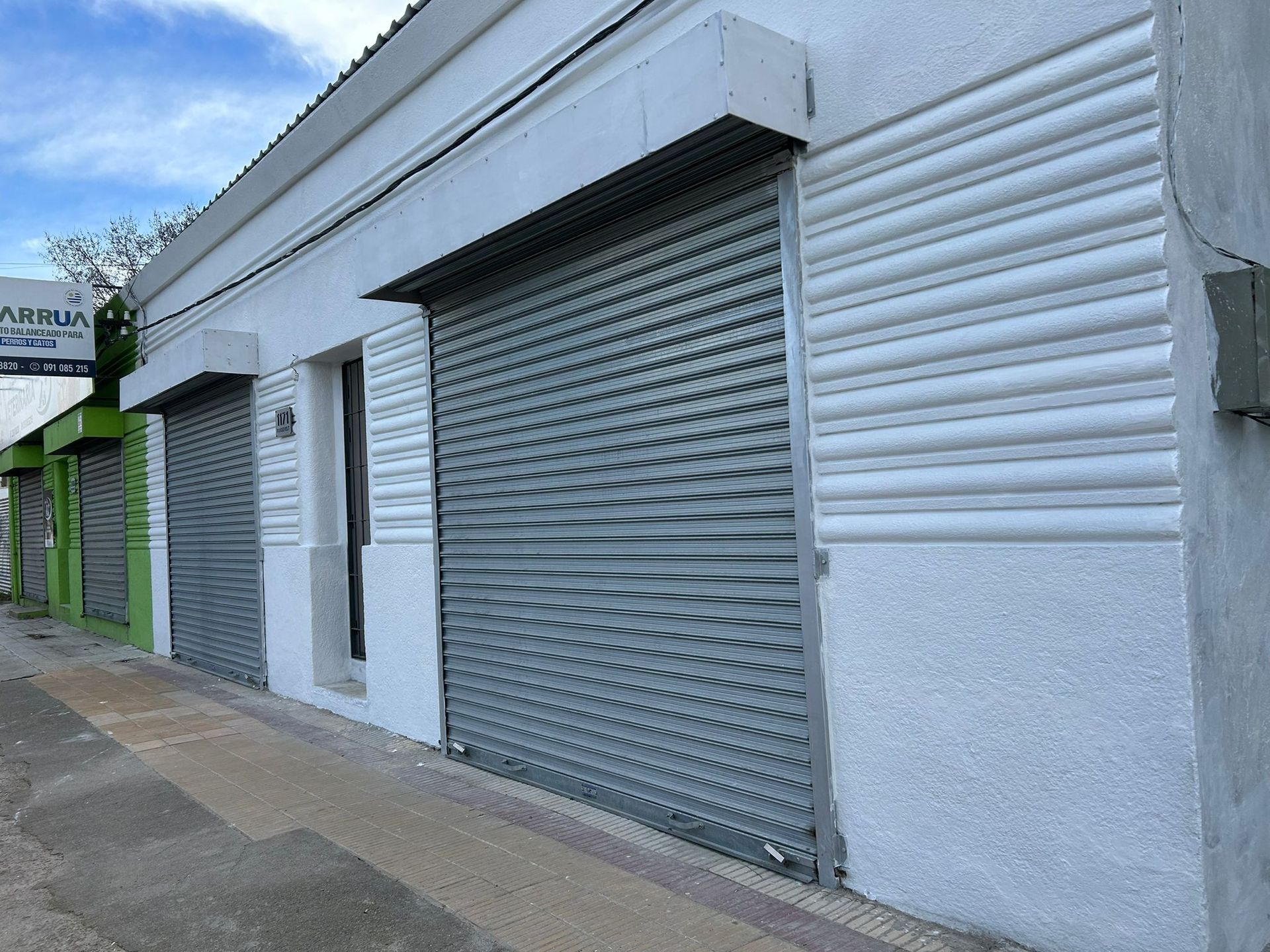 Se alquila local comercial en Av. Roosevelt, Pando
