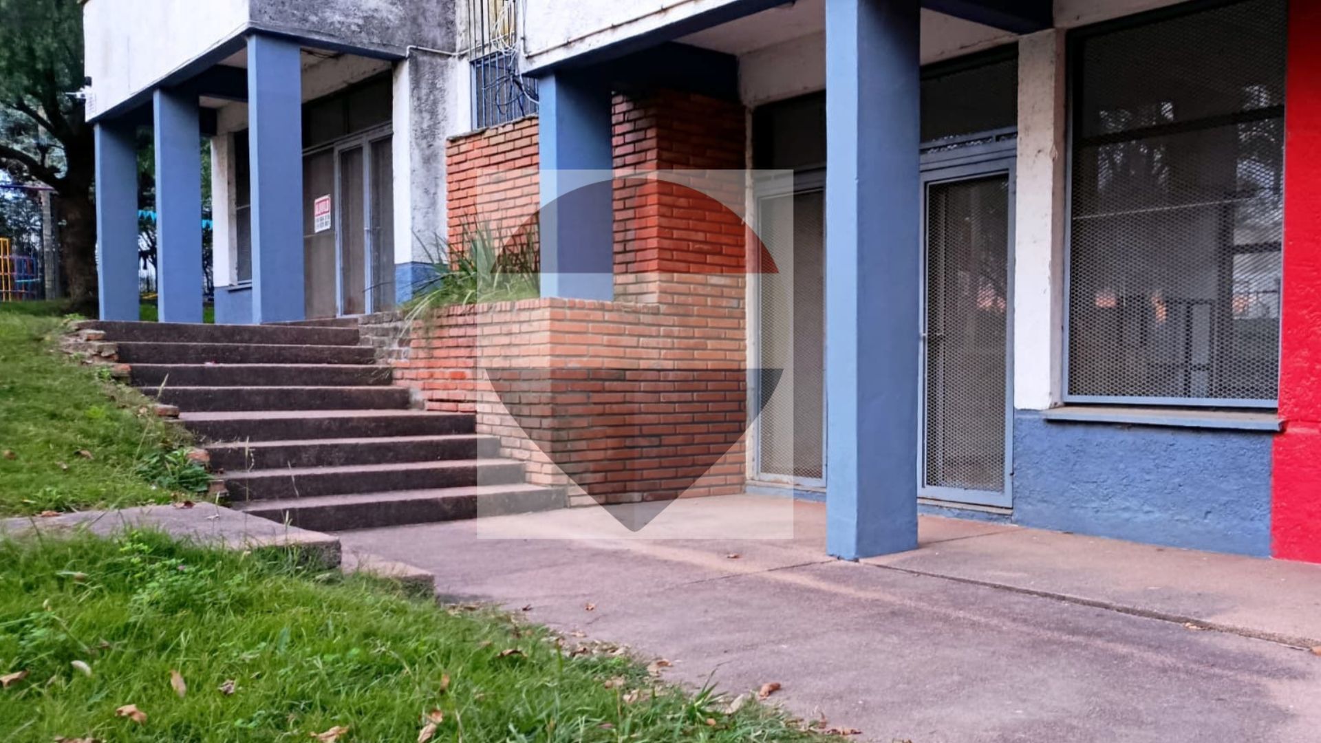ALQUILER LOCAL COMERCIAL EN PANDO · Foto 1