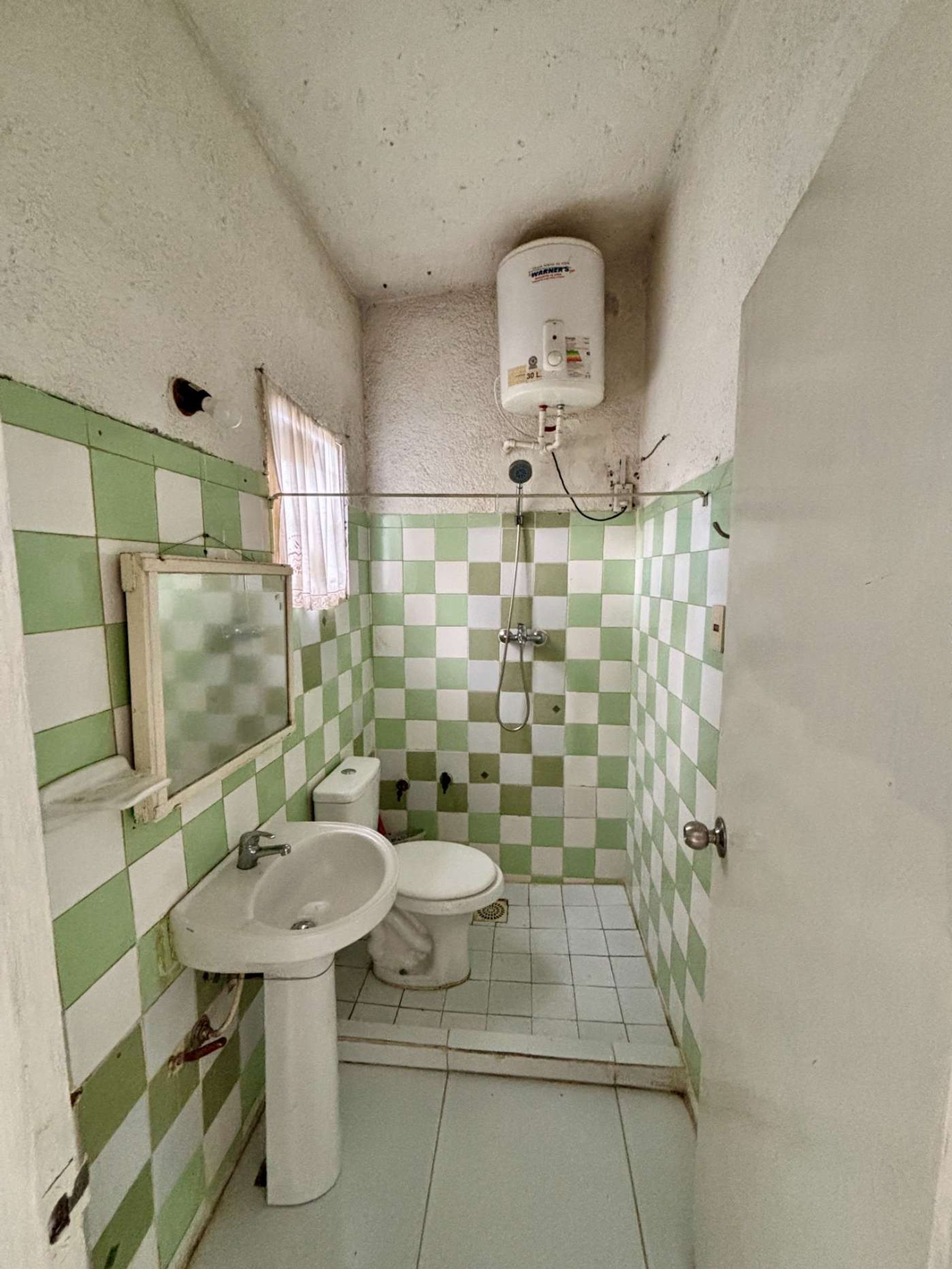 ALQUILER LOCAL COMERCIAL EN BARROS BLANCOS KM27 · Foto 7