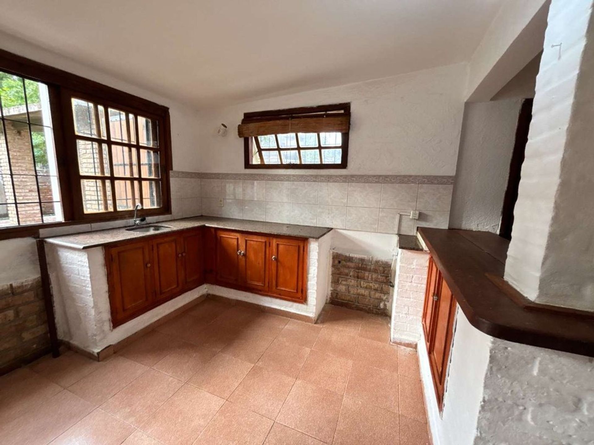 ALQUILER 3 CASAS CON COCHERA EN SAN LUIS · Foto 7