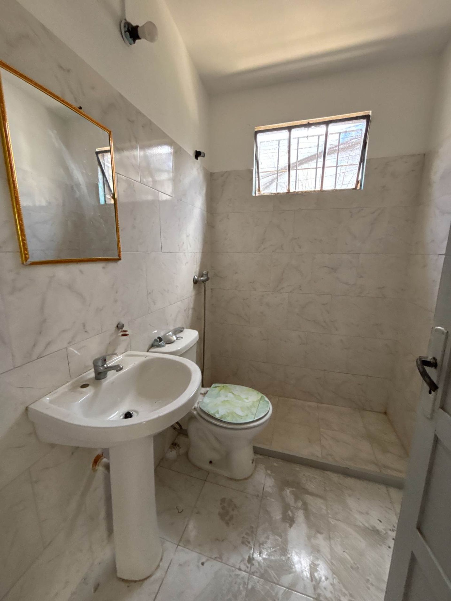 Alquiler casa de 2 dormitorios con fondo en Pando · Foto 11