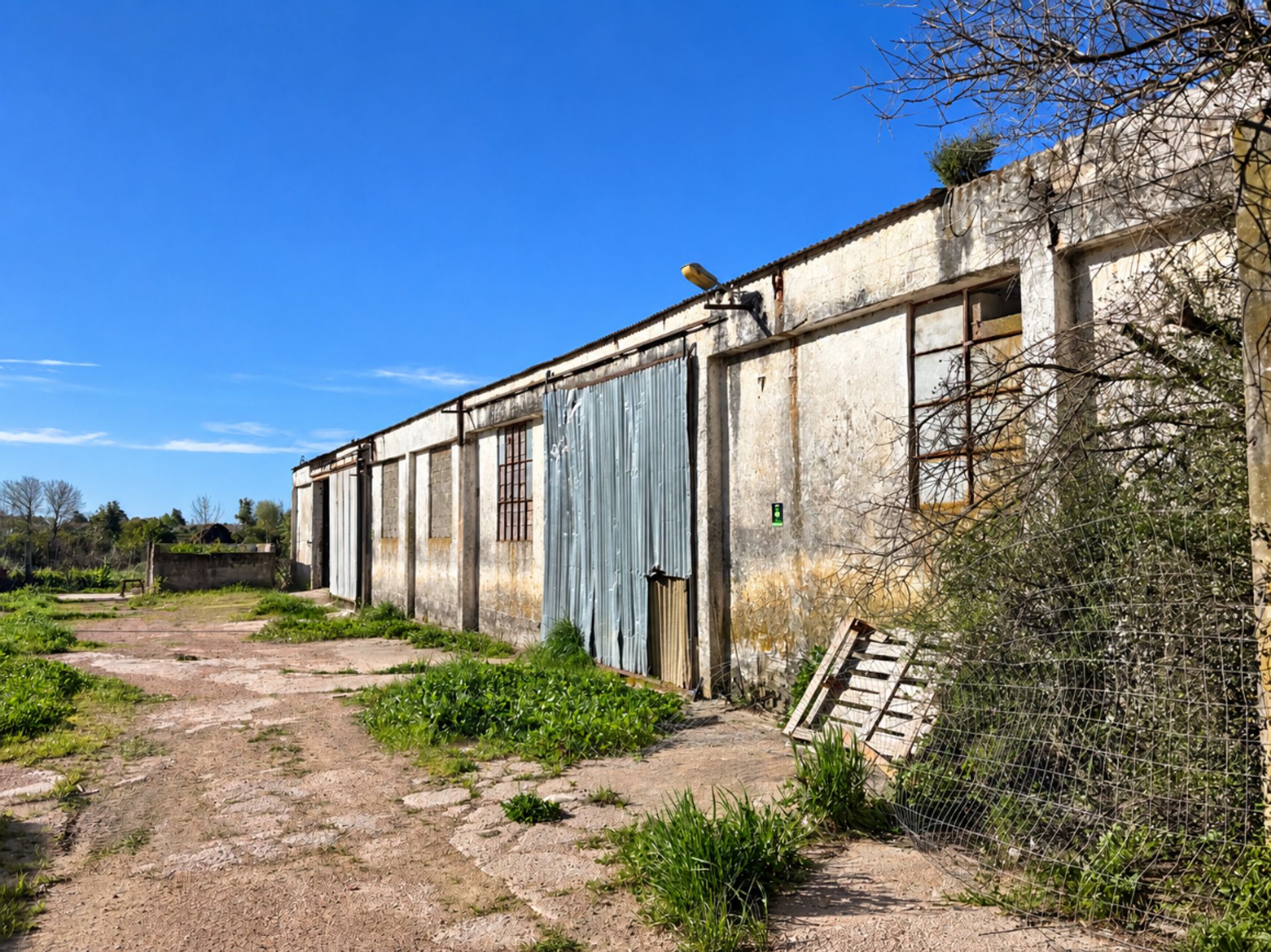 Alquiler Galpón/Depósito de 590m² en La Montañesa · Foto 9