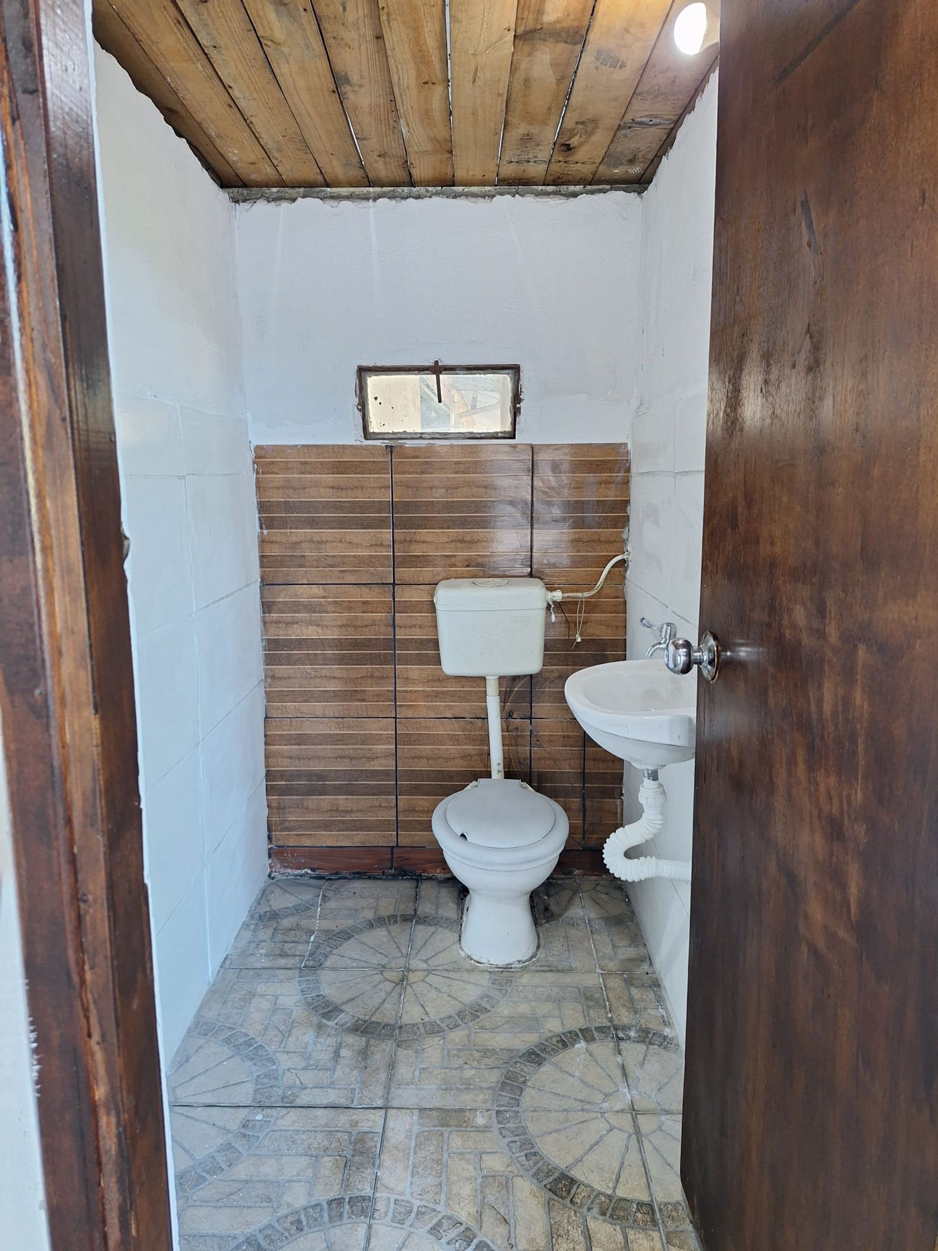 ALQUILER LOCAL 104m² CENTRICO MULTIPLES USOS PANDO · Foto 12