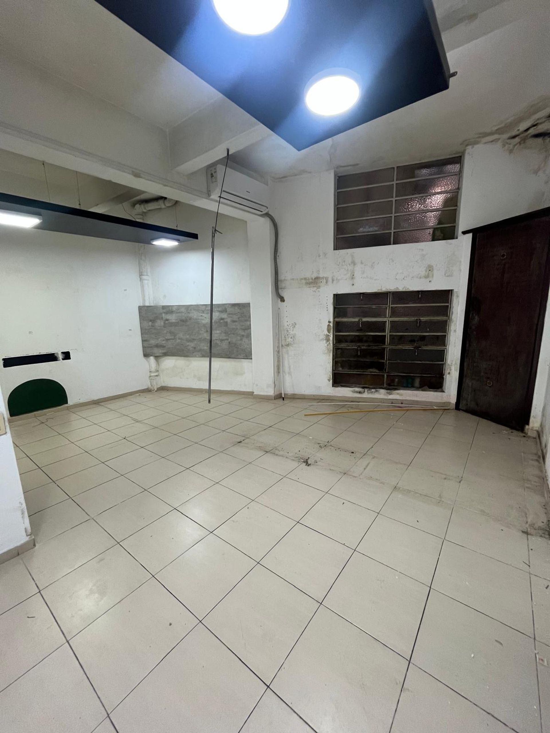 ALQUILER LOCAL EN CORDON · Foto 5