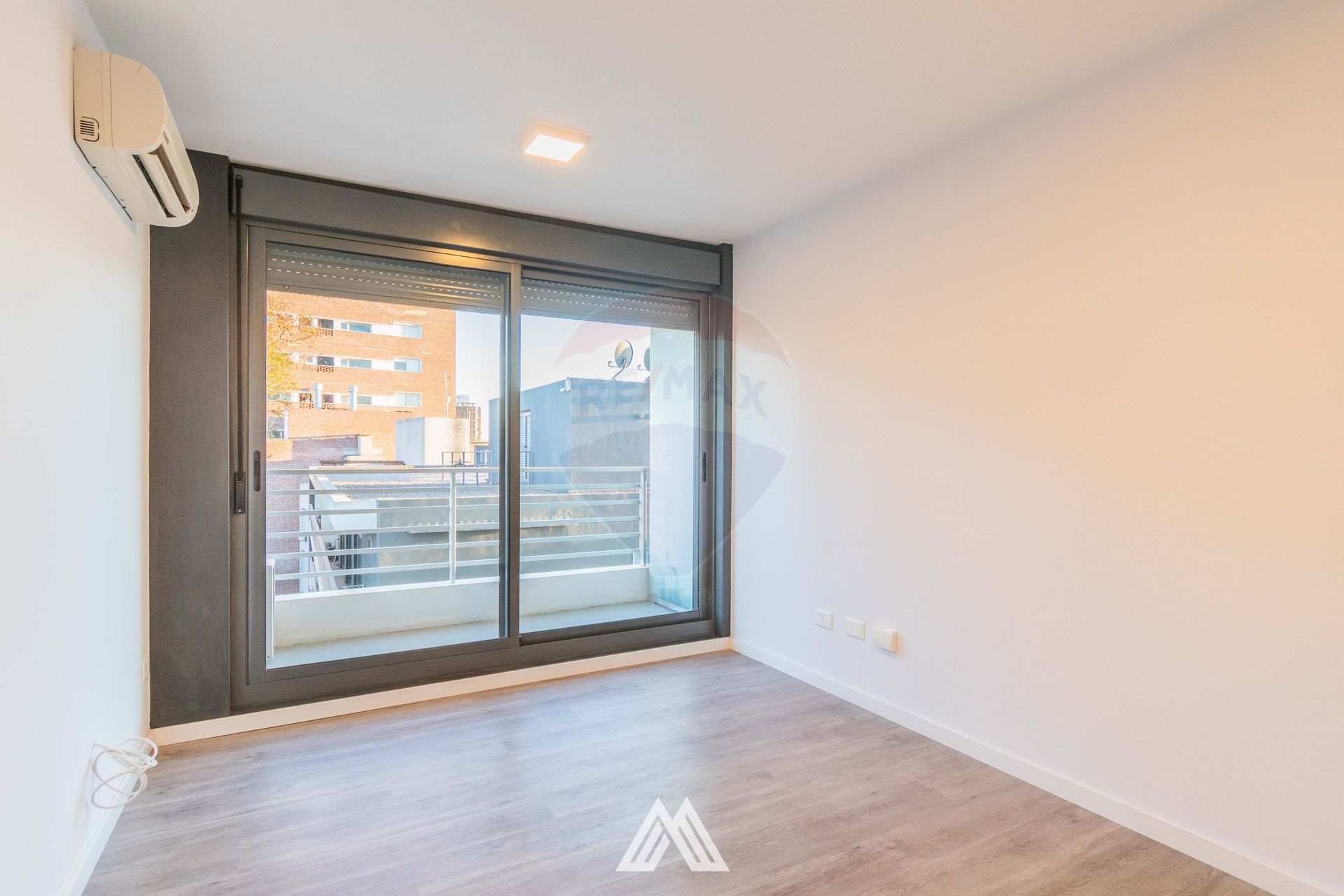 ALQUILER Apto 1 dormitorio con garaje, Bella Vista · Foto 3