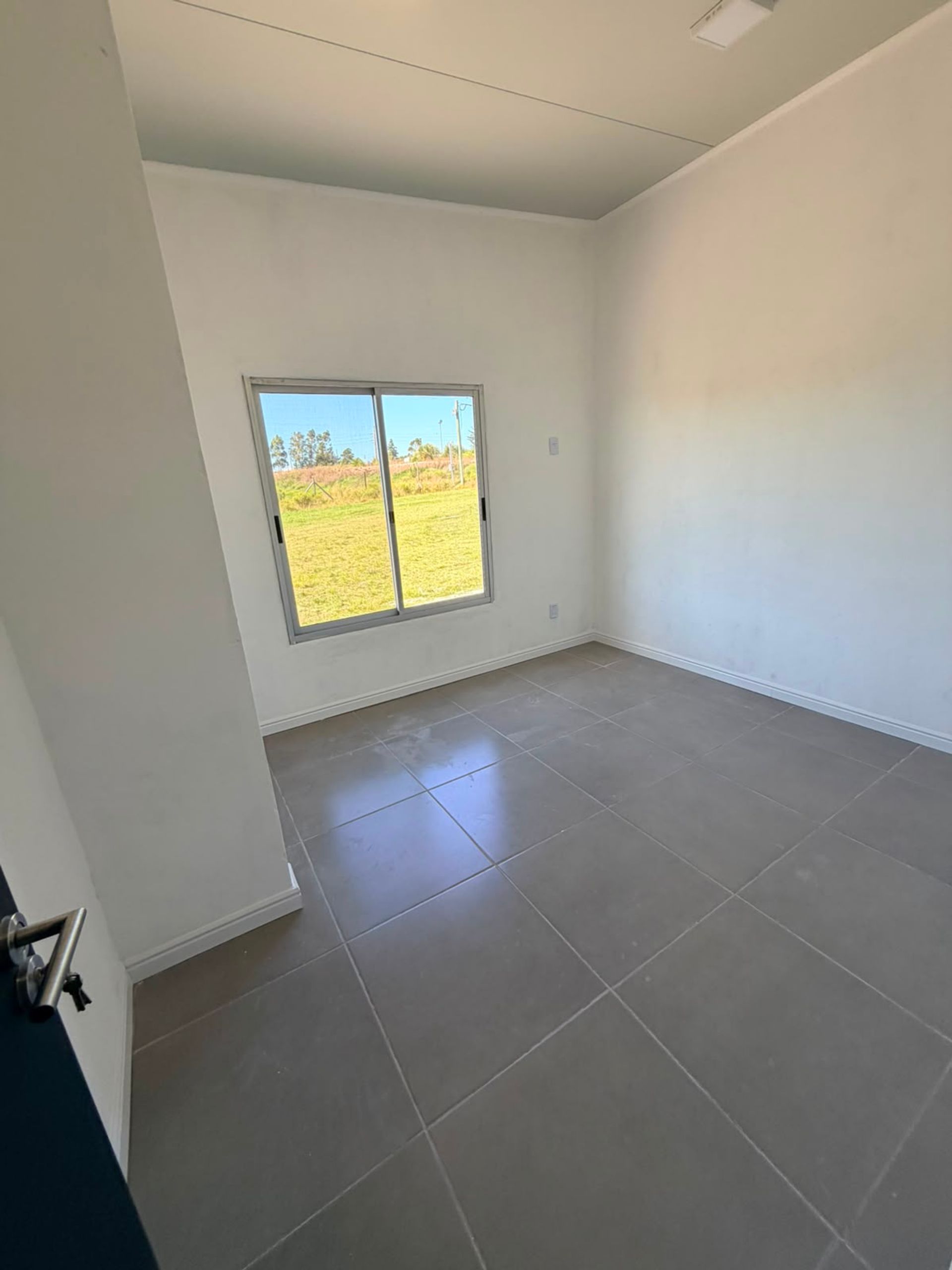 Alquiler de hermosa casa a estrenar en Neptunia · Foto 6