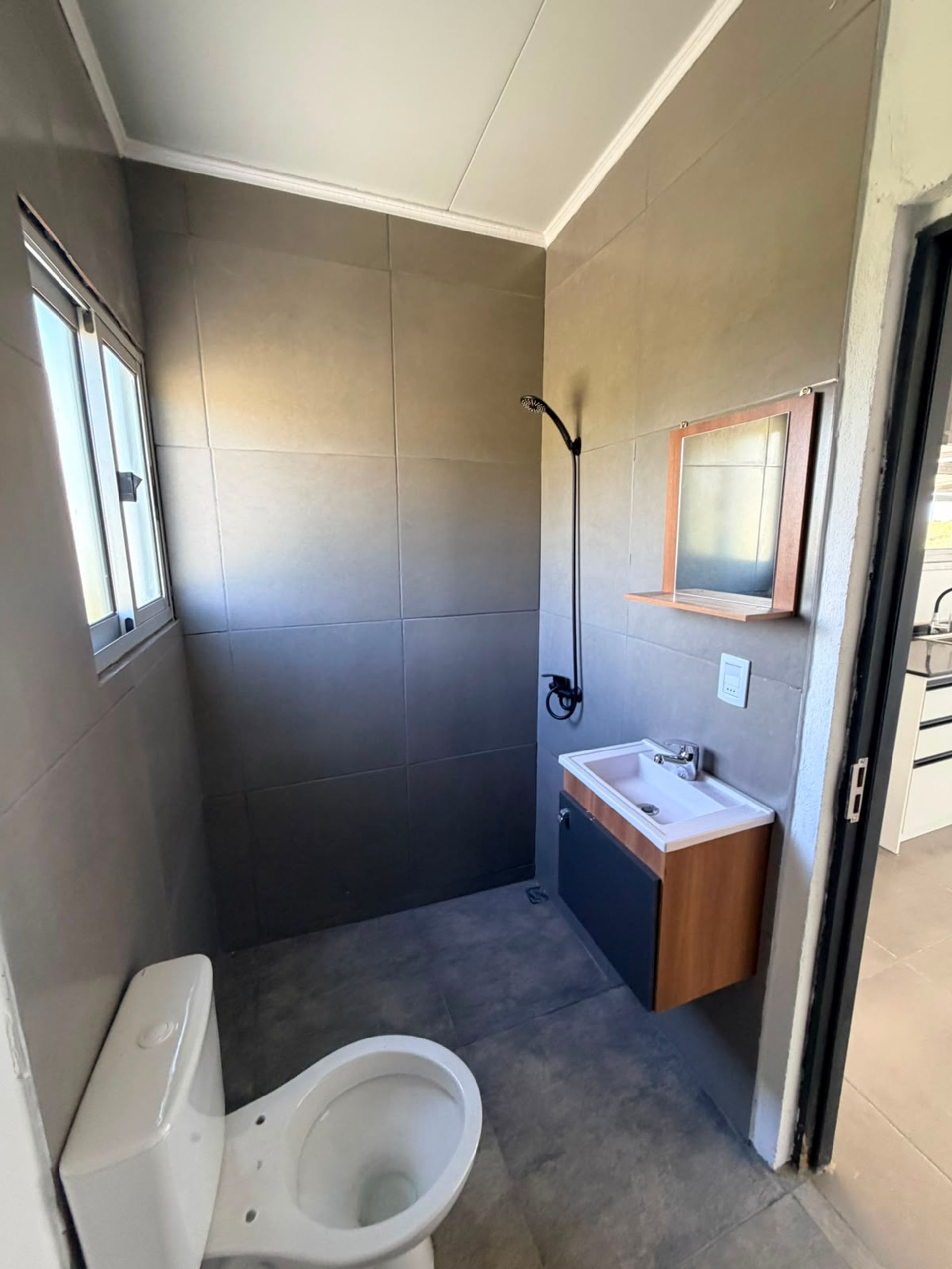 Alquiler de hermosa casa a estrenar en Neptunia · Foto 8