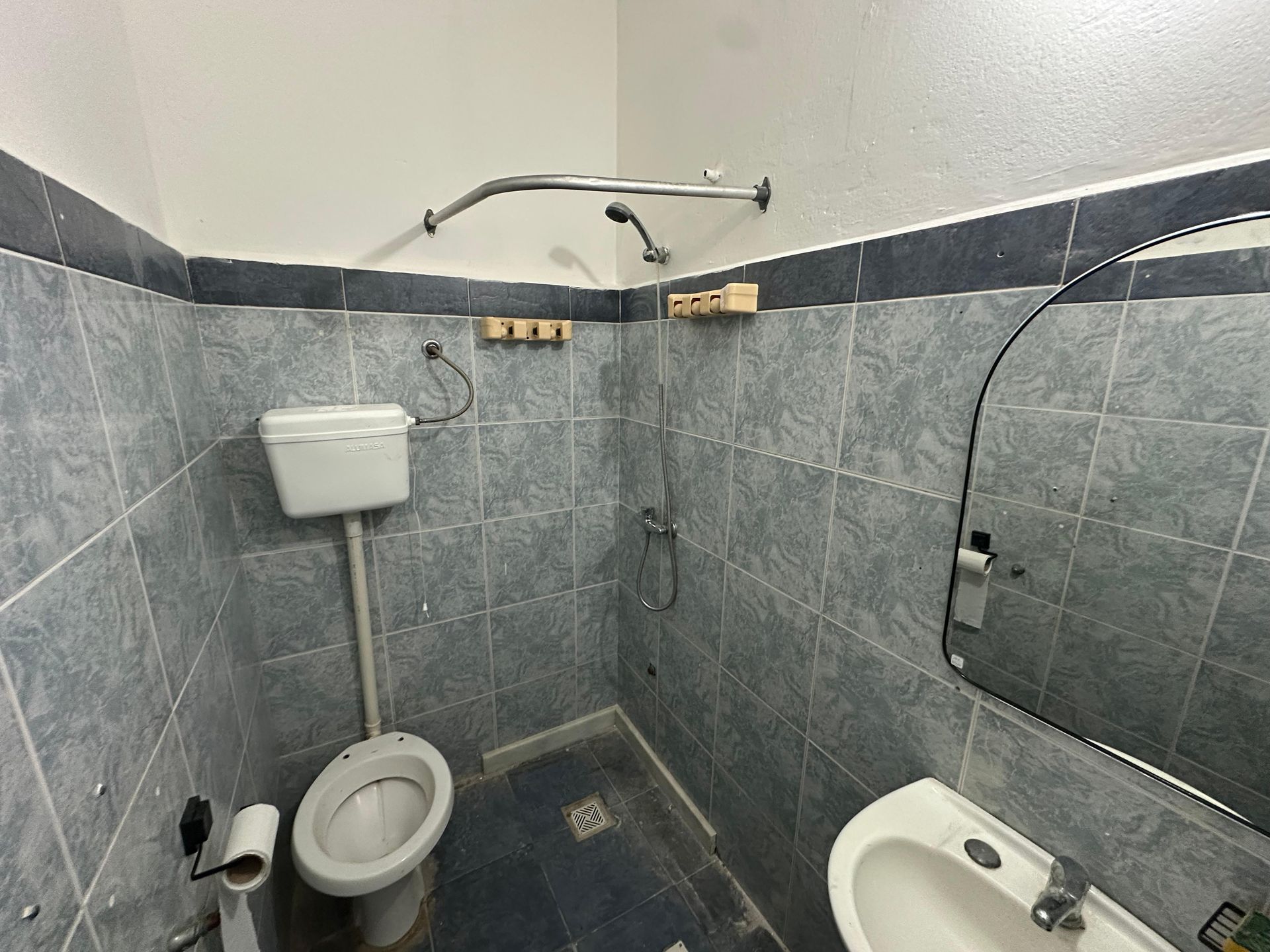 ALQUILER LOCAL COMERCIAL POCITOS NUEVO · Foto 6