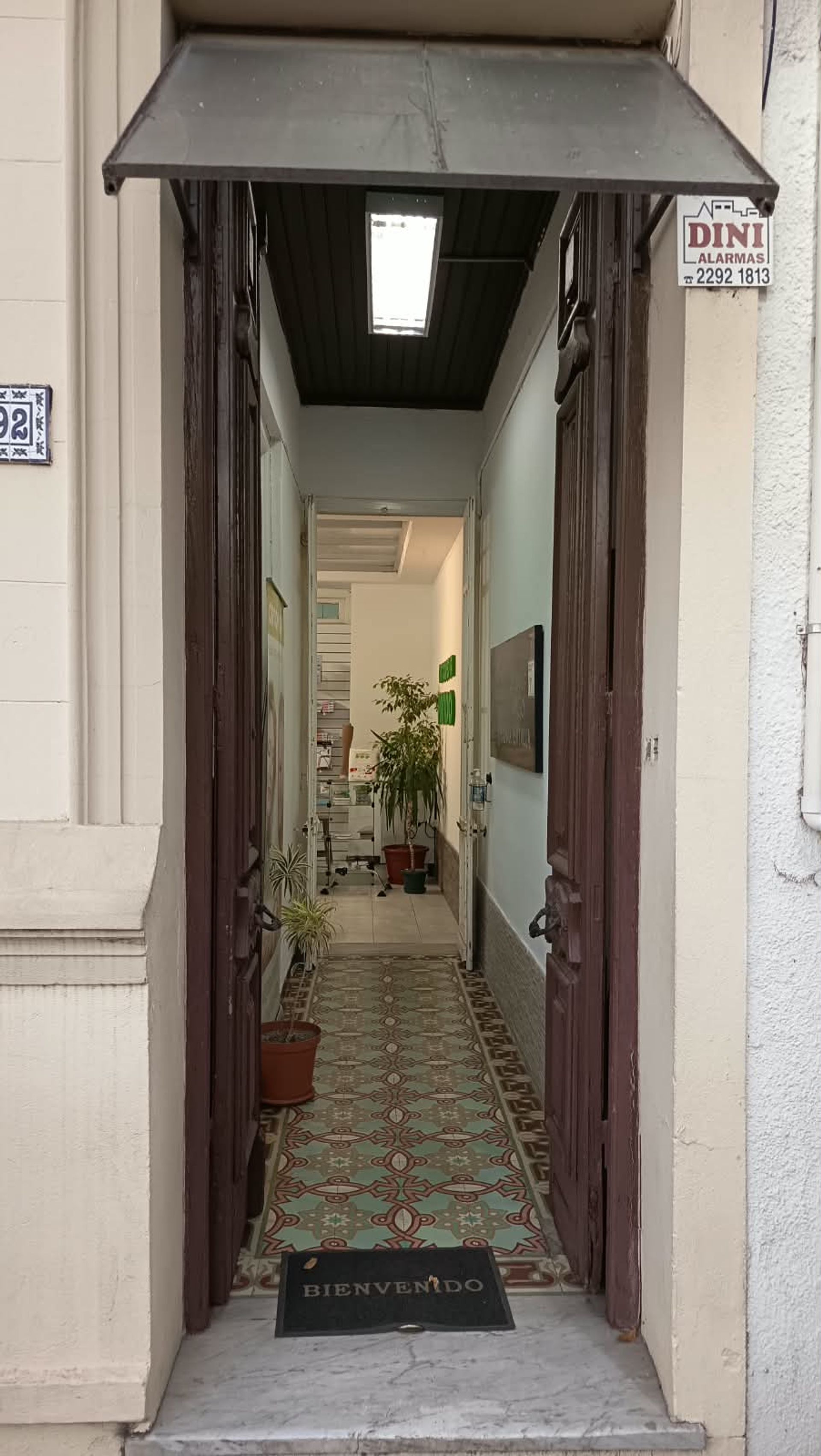 ALQUILER CONSULTORIO CON RECEPCIÓN, CENTRO, PANDO · Foto 2