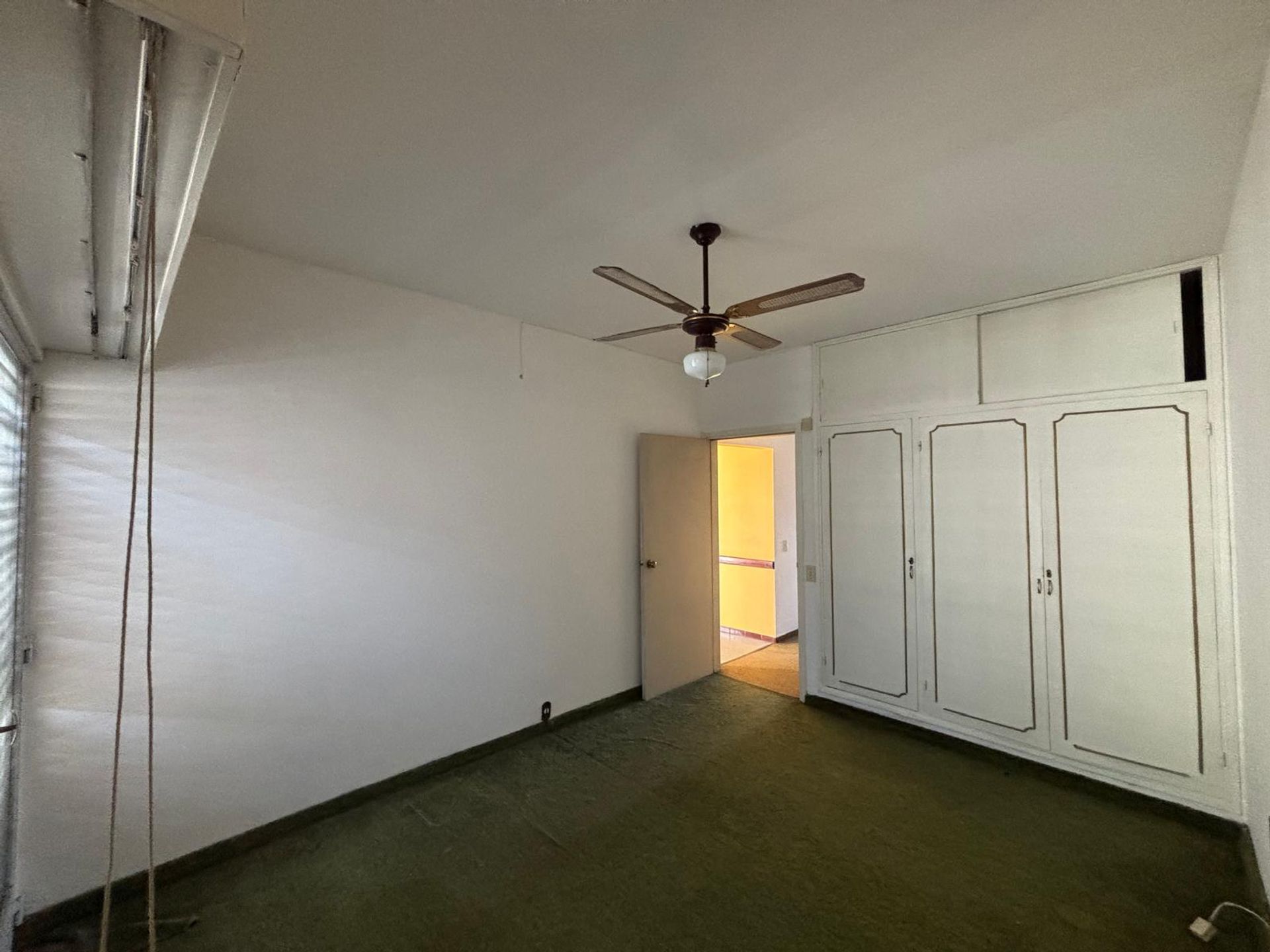Alquiler gran casa de 8 ambientes en Pando centro · Foto 12
