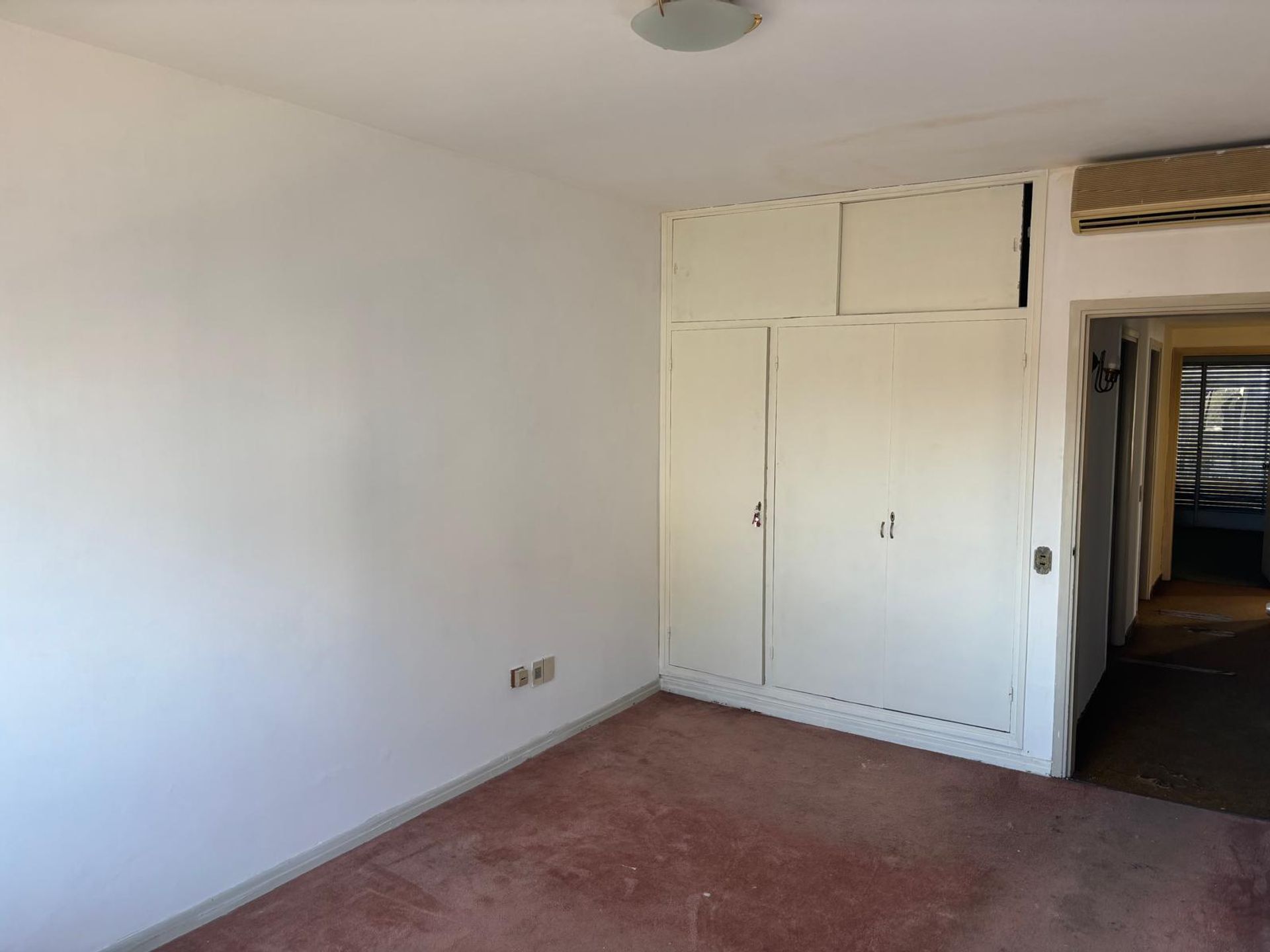 Alquiler gran casa de 8 ambientes en Pando centro · Foto 10