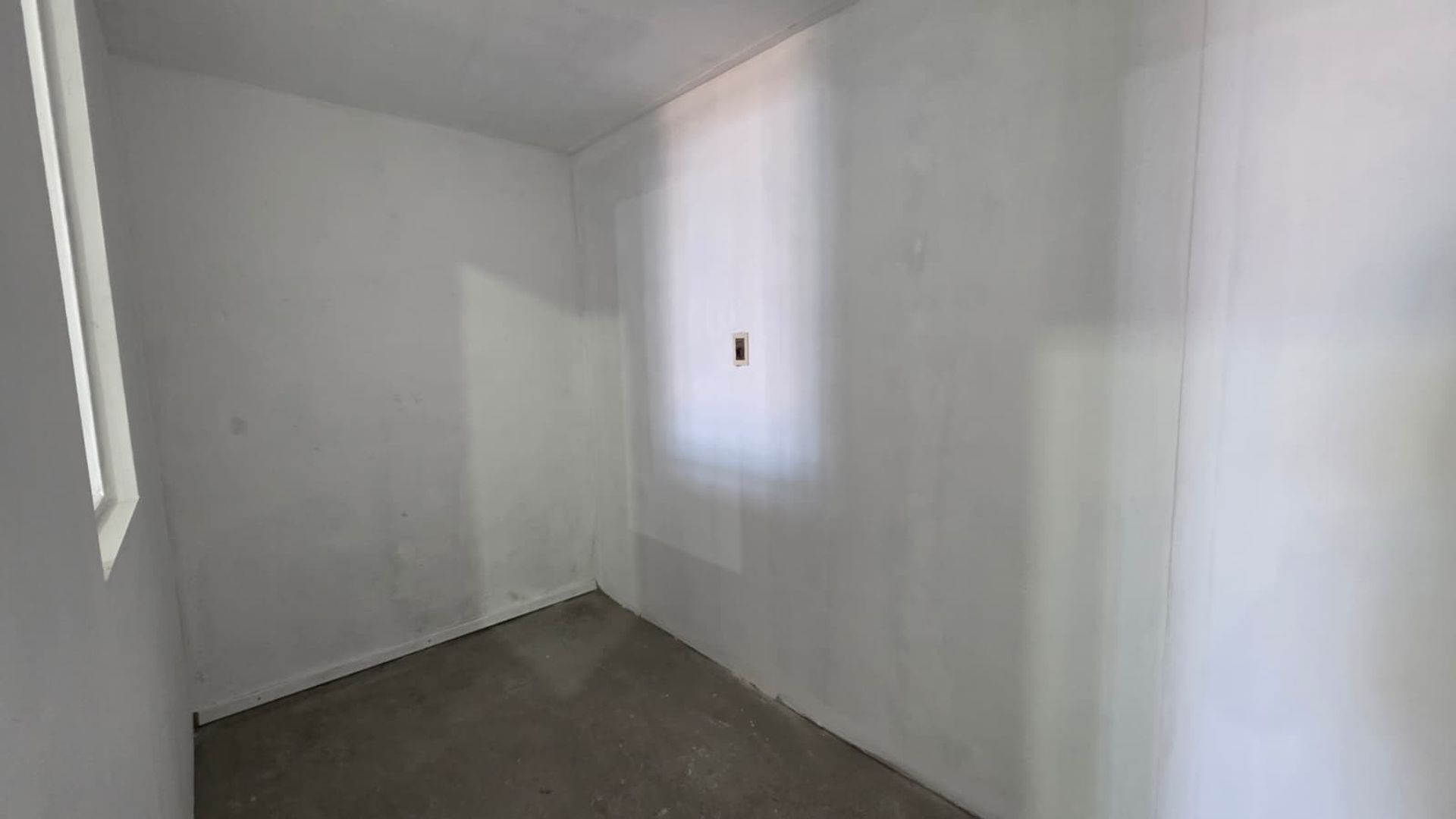 ALQUILER LOCAL COMERCIAL EN MEDANOS DE SOLYMAR · Foto 6