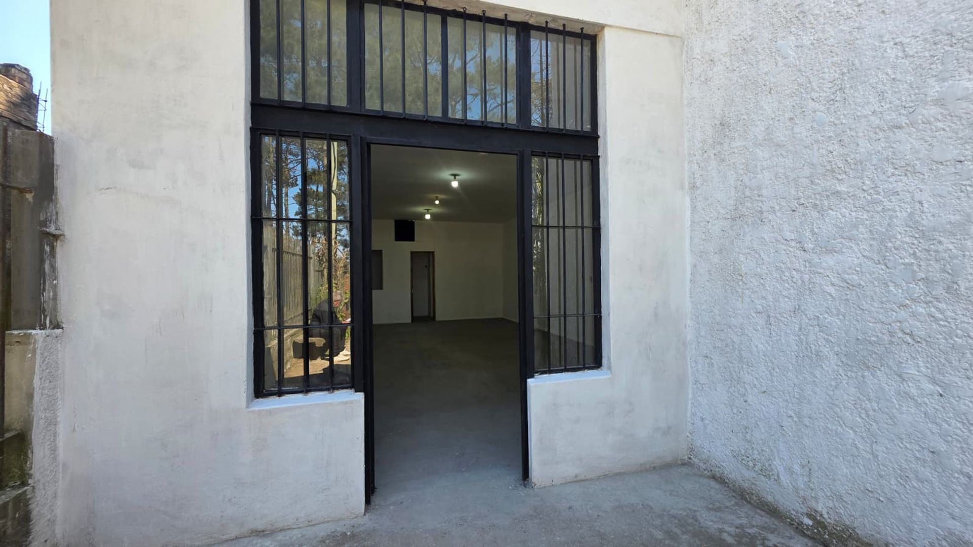 ALQUILER LOCAL COMERCIAL EN MEDANOS DE SOLYMAR · Foto 3