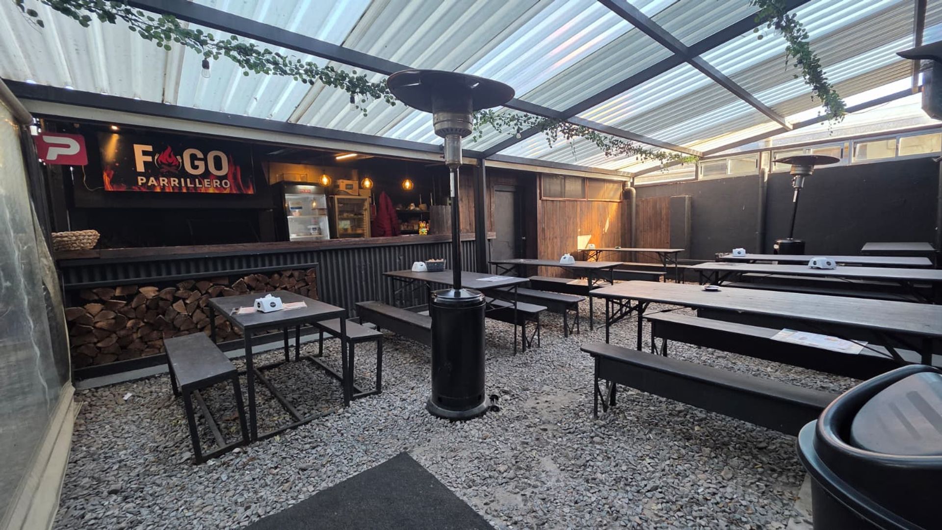 ALQUILER DE LOCAL PARRILLA EN CIUDAD DE LA COSTA · Foto 2