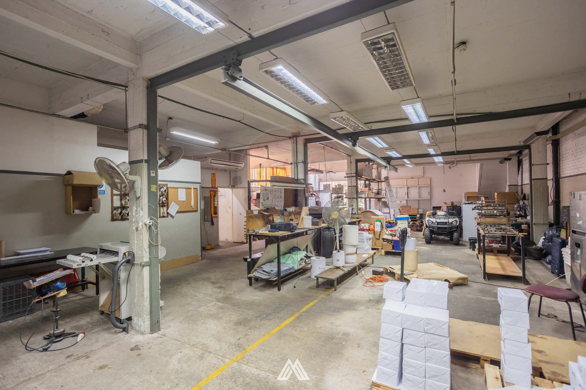 ALQUILER LOCAL, GRAN TERRENO, EN LA COMERCIAL · Foto 9