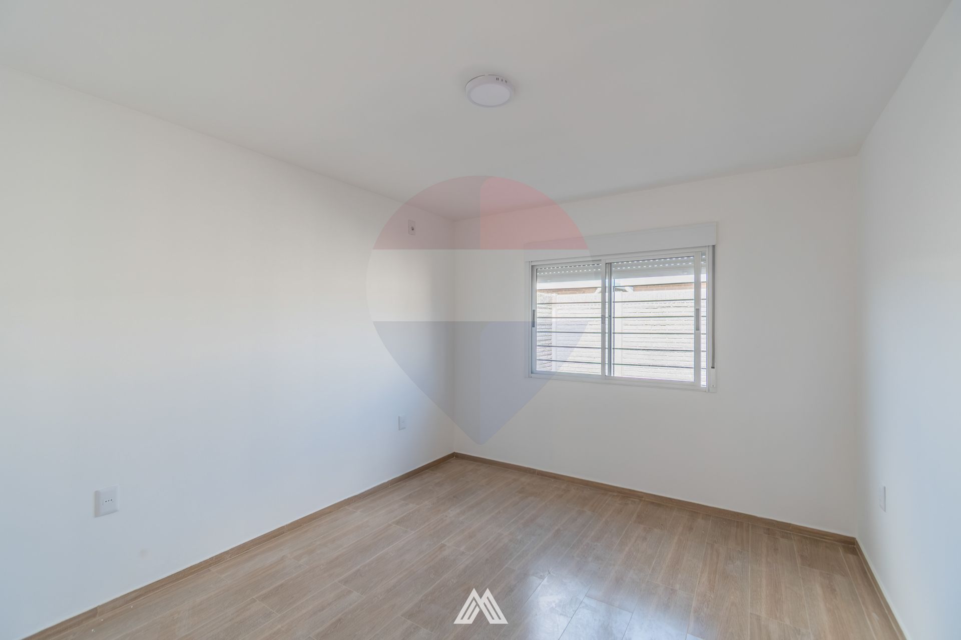 ALQUILER-casa al frente 3 dorm.-LOMAS DE SOLYMAR · Foto 8