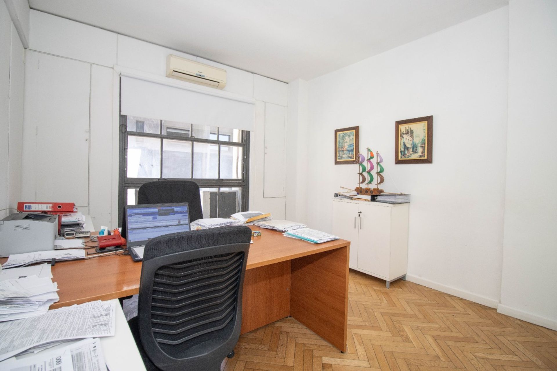 ALQUILER OFICINA CIUDAD VIEJA · Photo 6