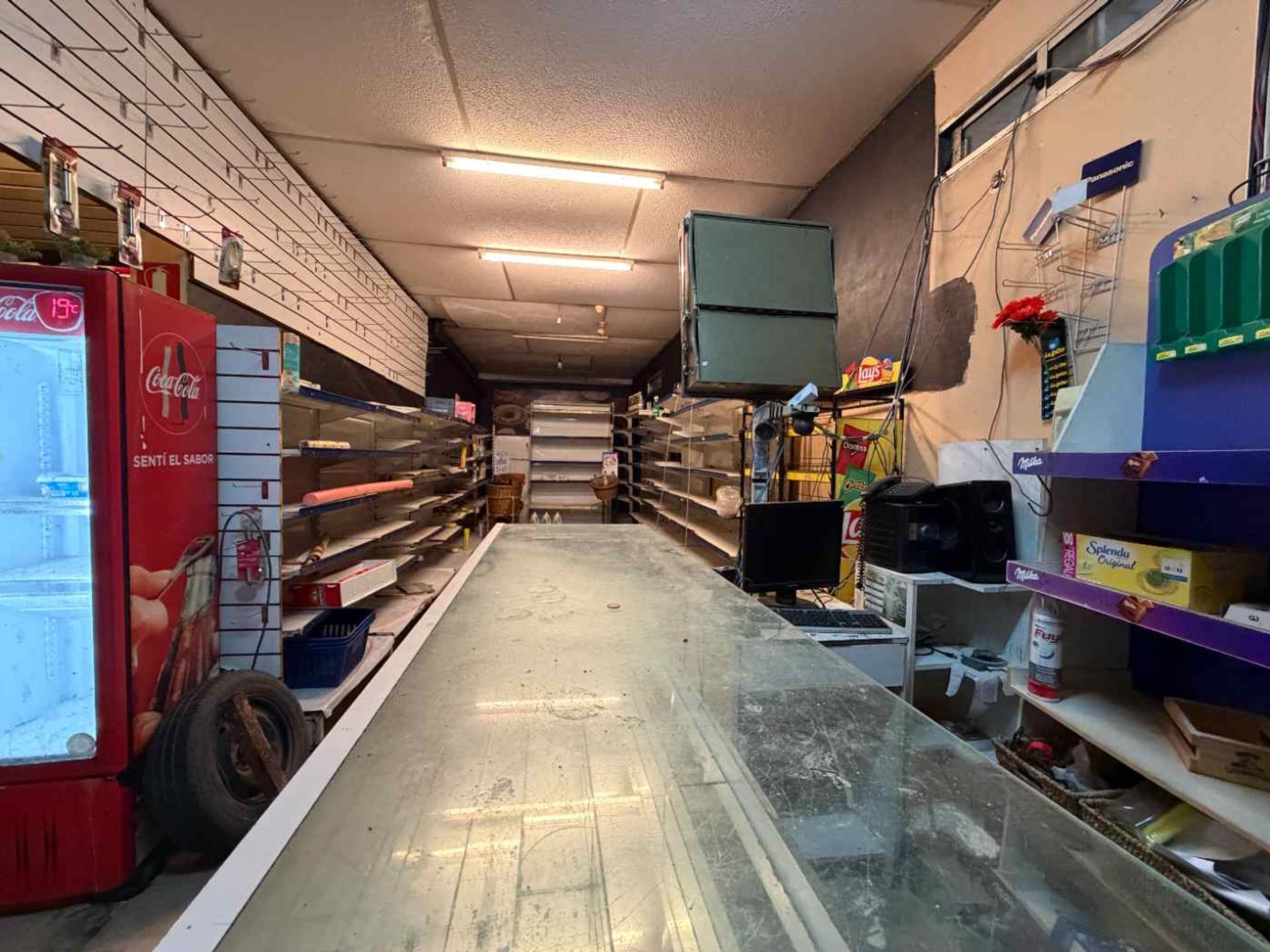 Alquilo Local Comercio Deposito Malvin Norte · Foto 7