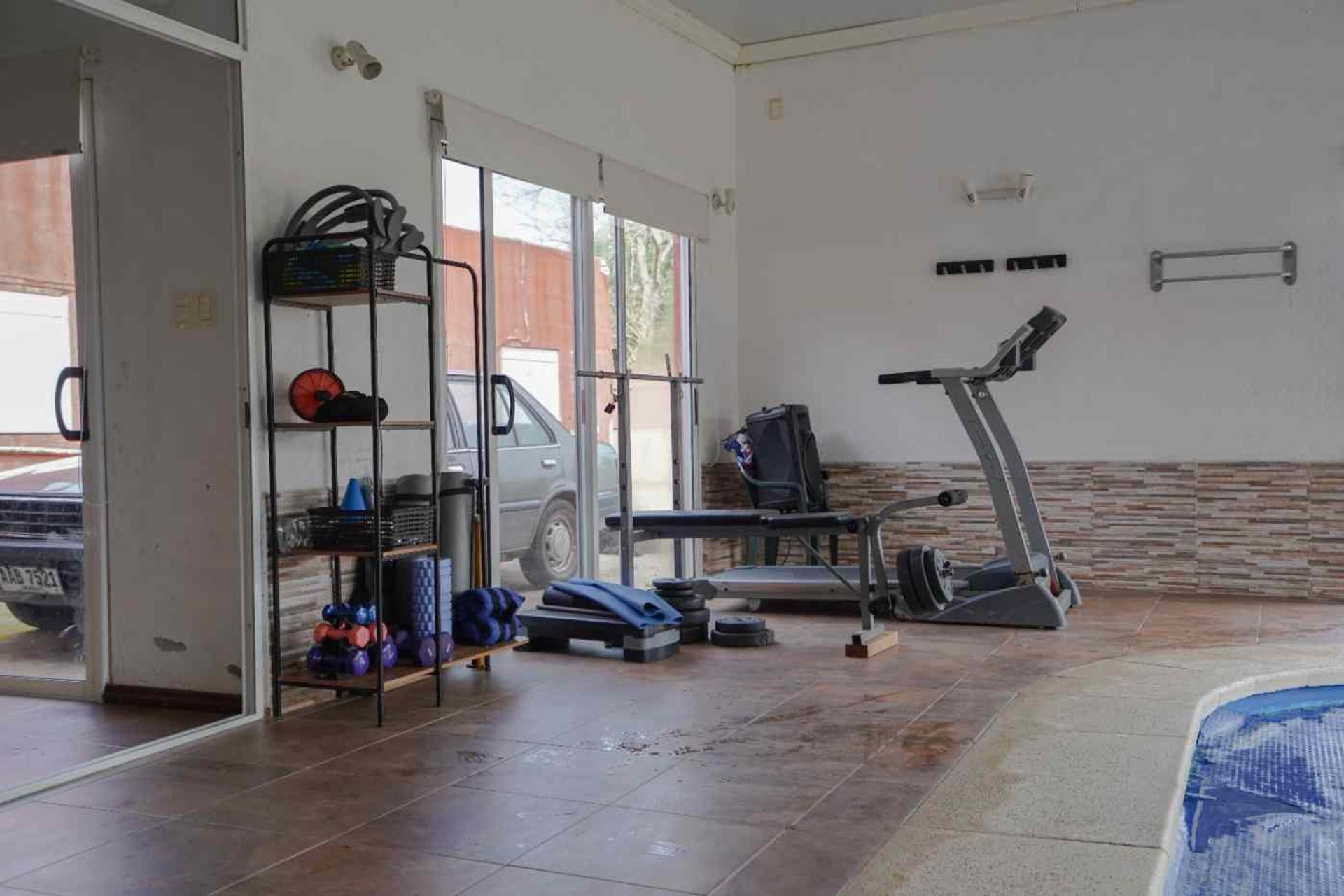 Alquilo local gimnasio con piscina climatizada · Foto 2
