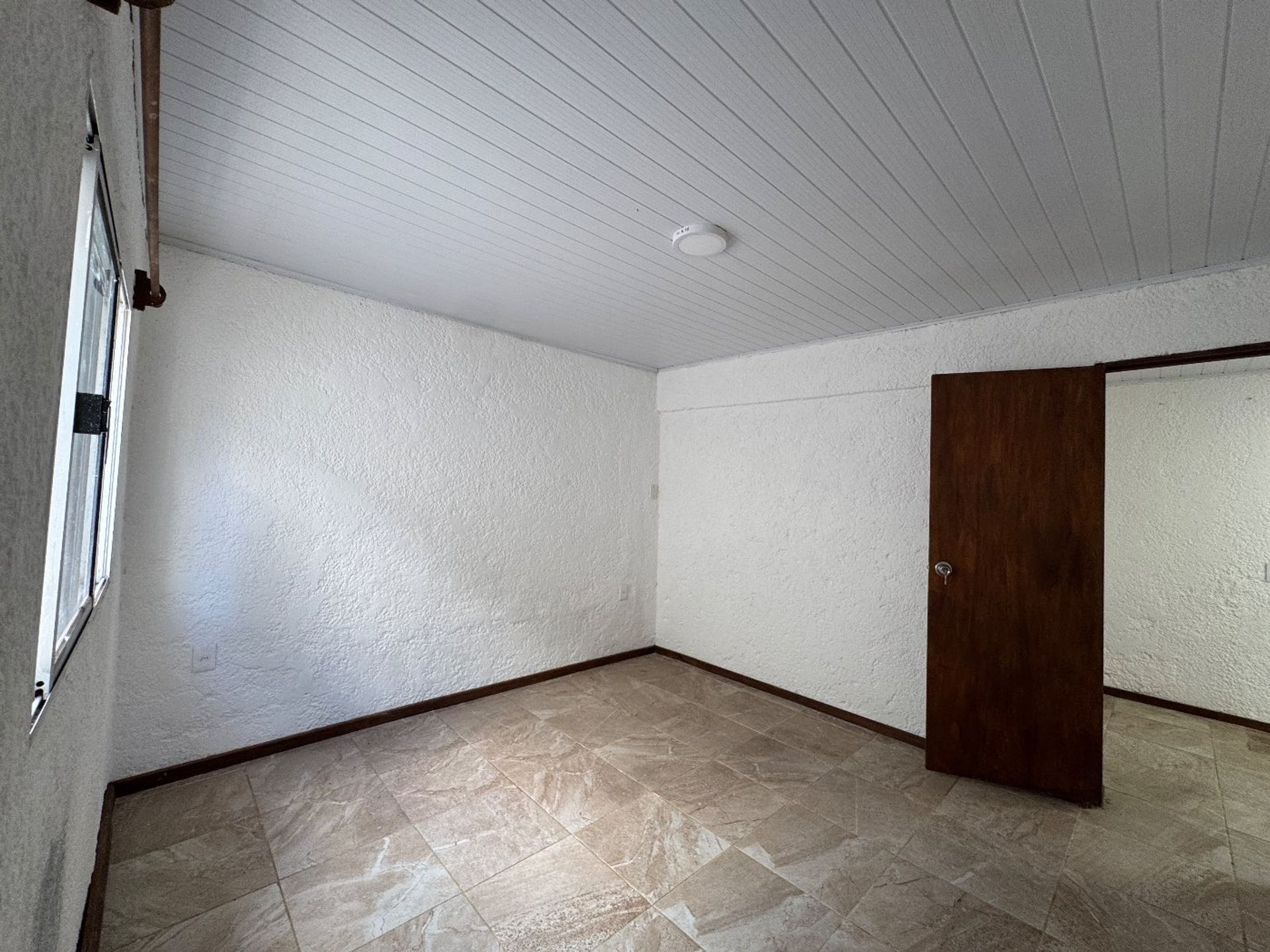 Alquilo casa 1 dormitorio con garaje Est Atlantida · Foto 9