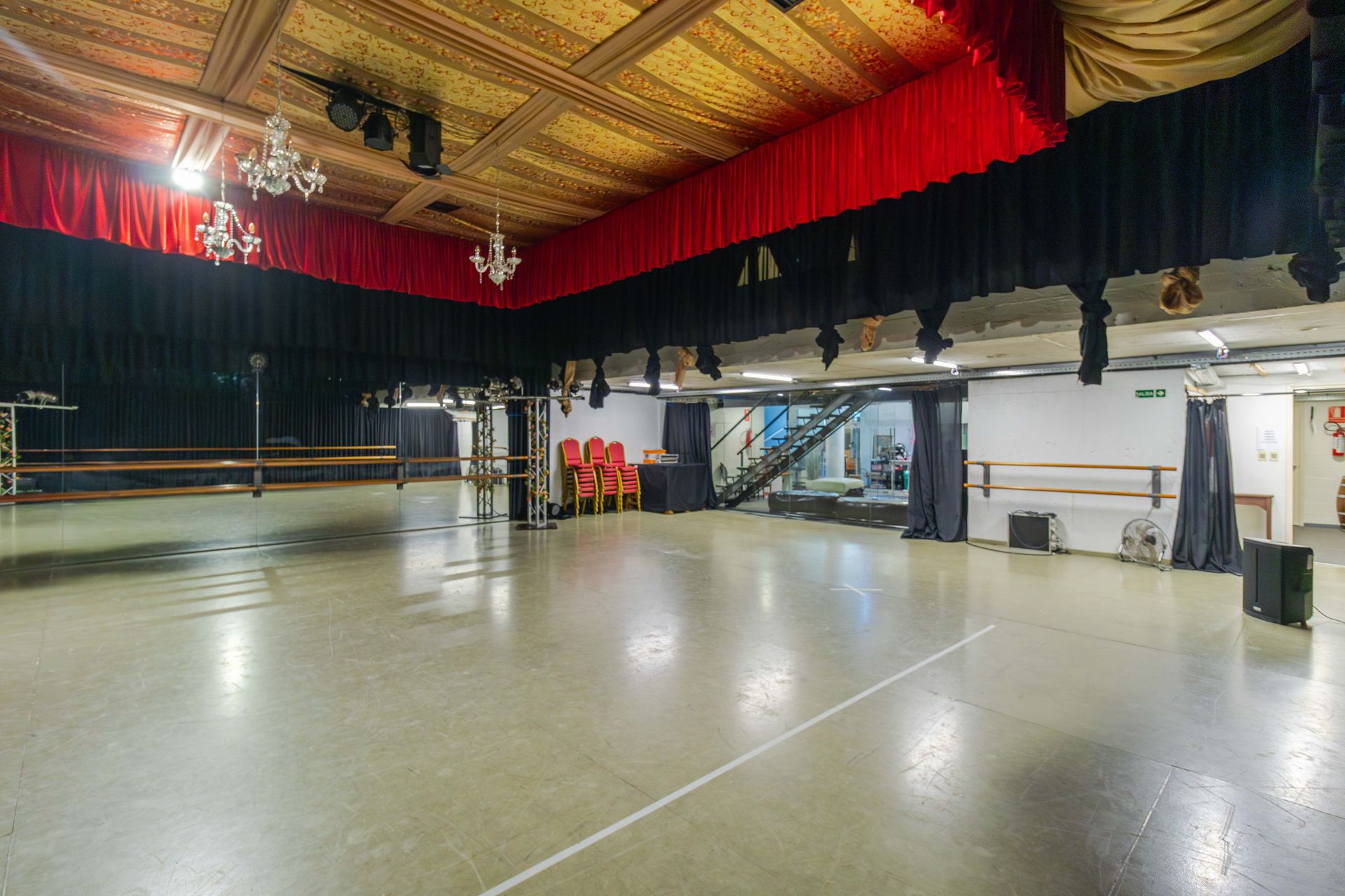 Alquiler Local Comercial sobre Arocena 876 m2 · Foto 6