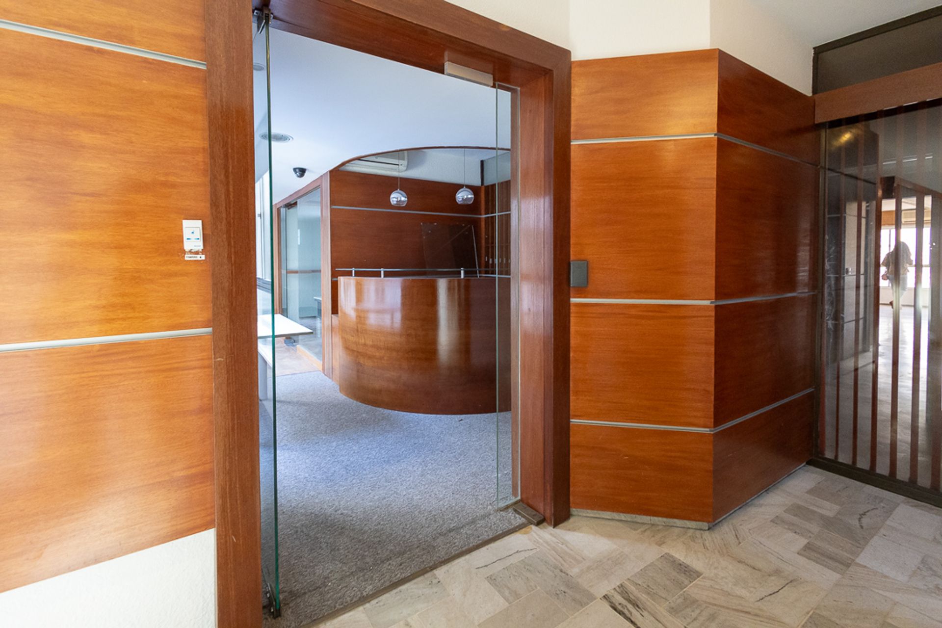 Alquiler de oficinas en ciudad vieja · Foto 2