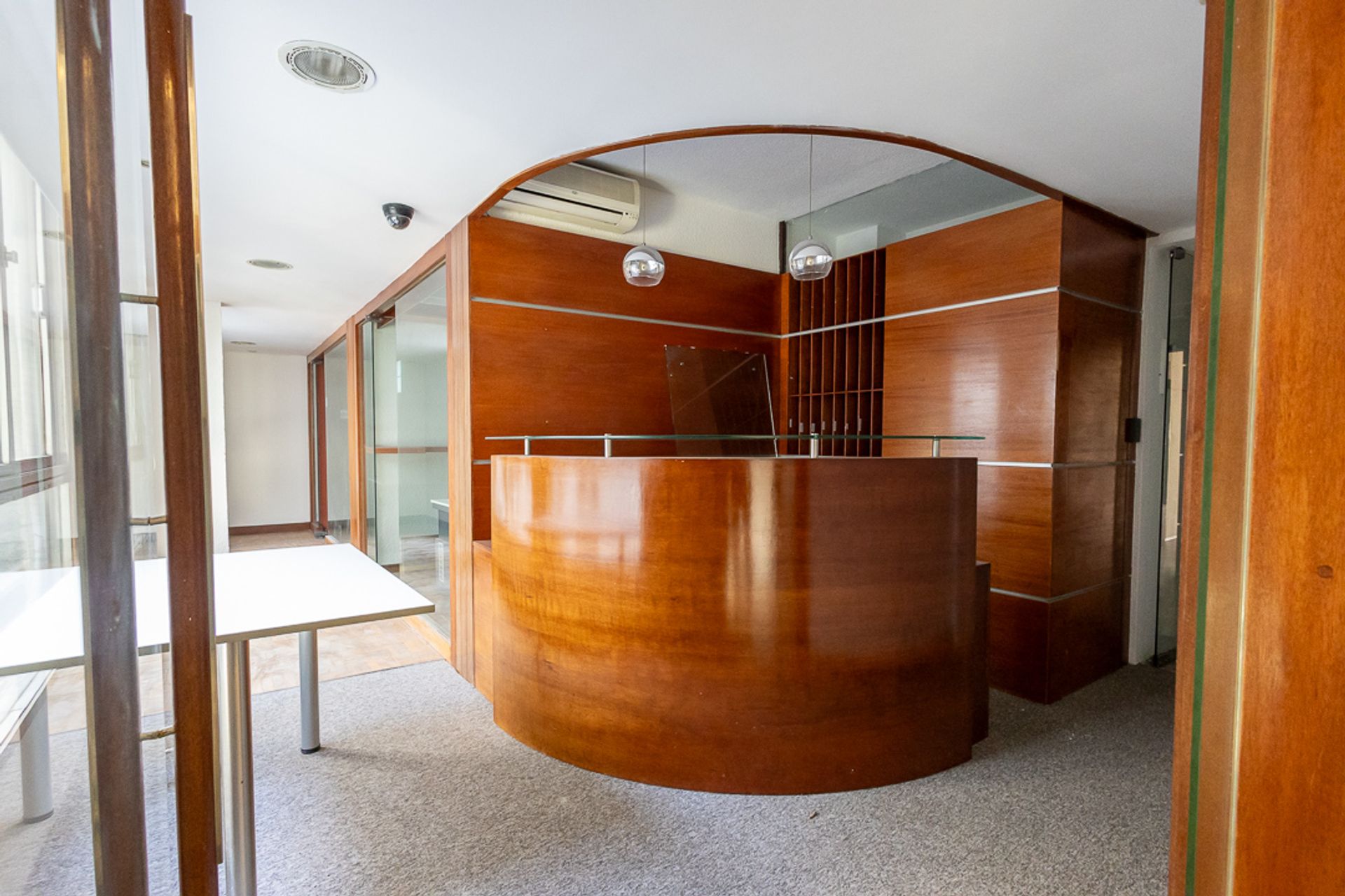 Alquiler de oficinas en ciudad vieja · Foto 3