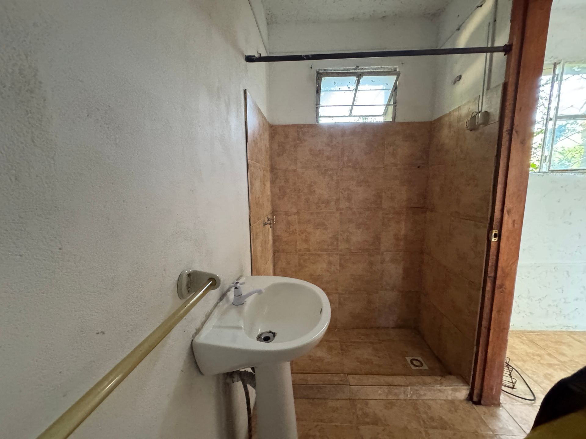 Alquilo casa 2 dormitorios terreno amplio Salinas · Foto 8