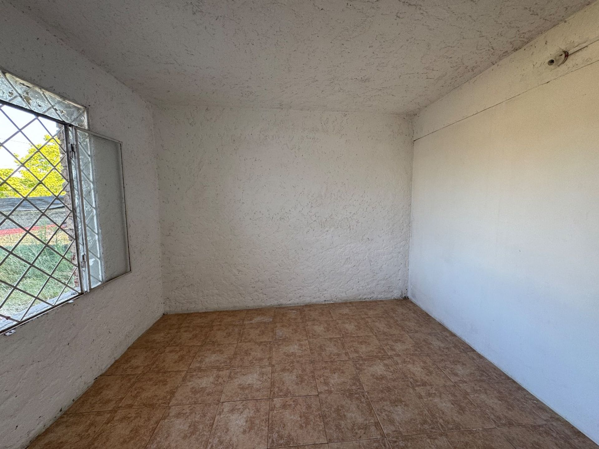 Alquilo casa 2 dormitorios terreno amplio Salinas · Foto 9