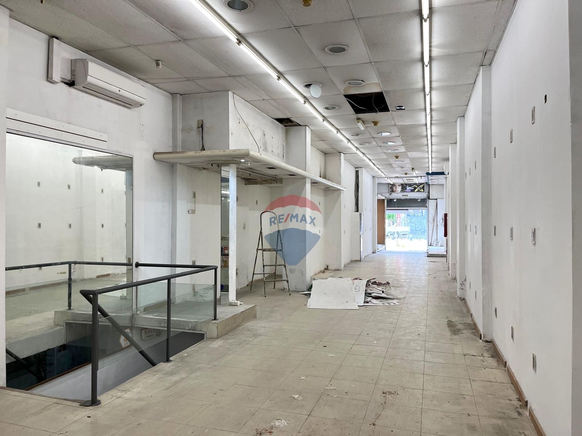 Alquiler local comercial Cordón · Foto 4
