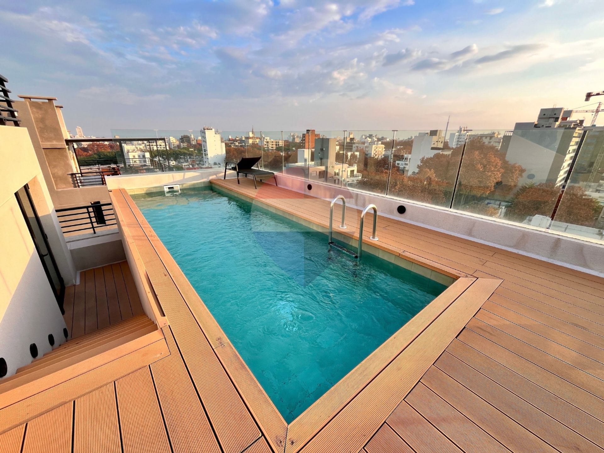 Alquiler Monoamiente Cordón Piscina Gimnasio