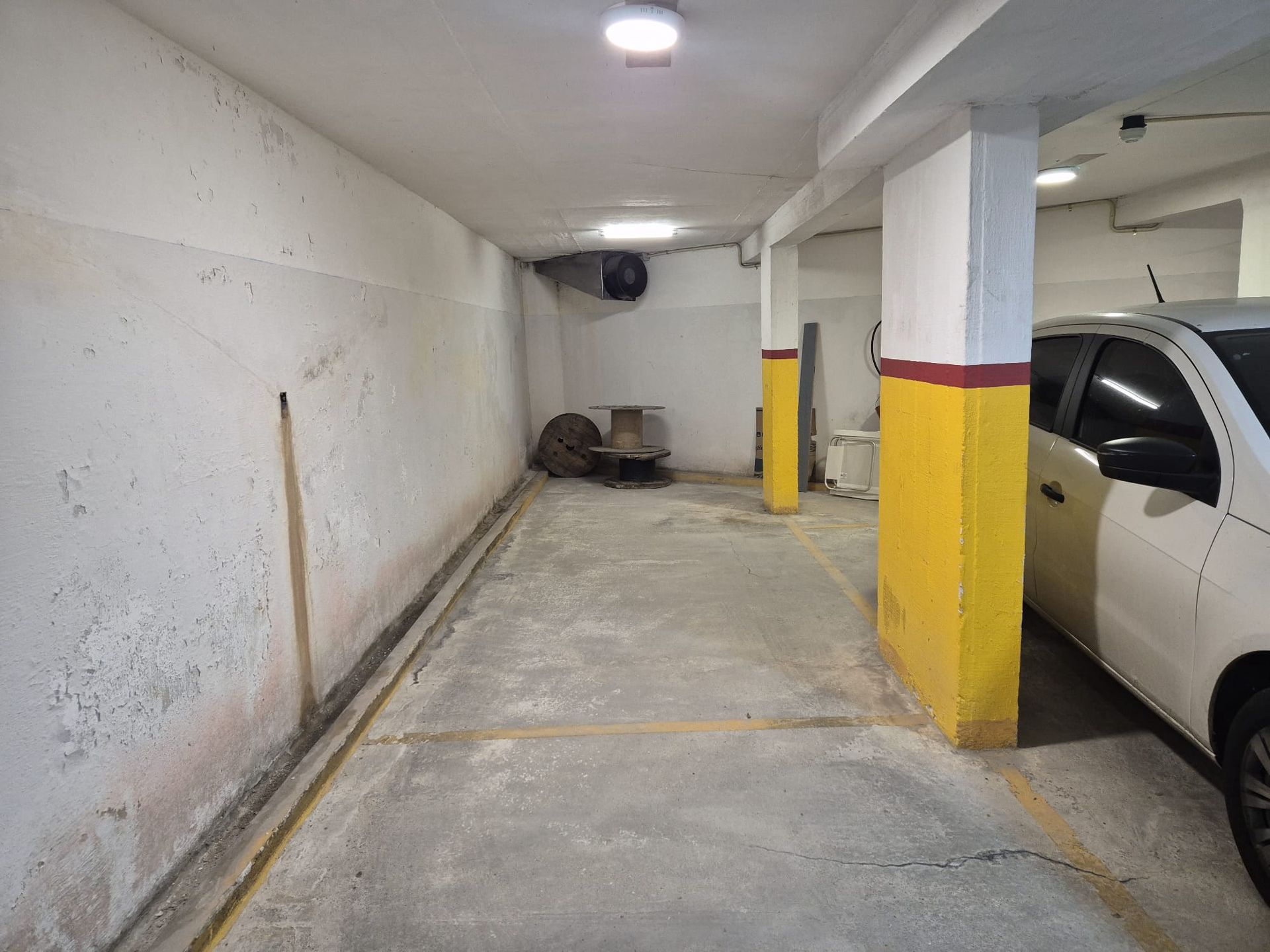 ALQUILER DE COCHERAS EN POCITOS · Foto 4