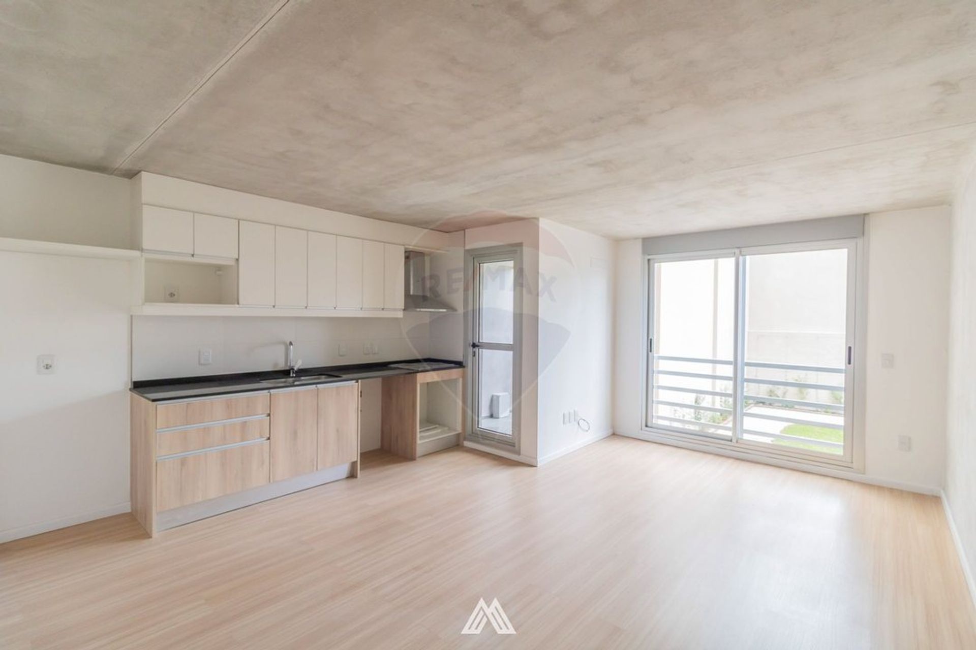 VENTA APTO 2 DORM TRES CRUCES CON RENTA 6,4%