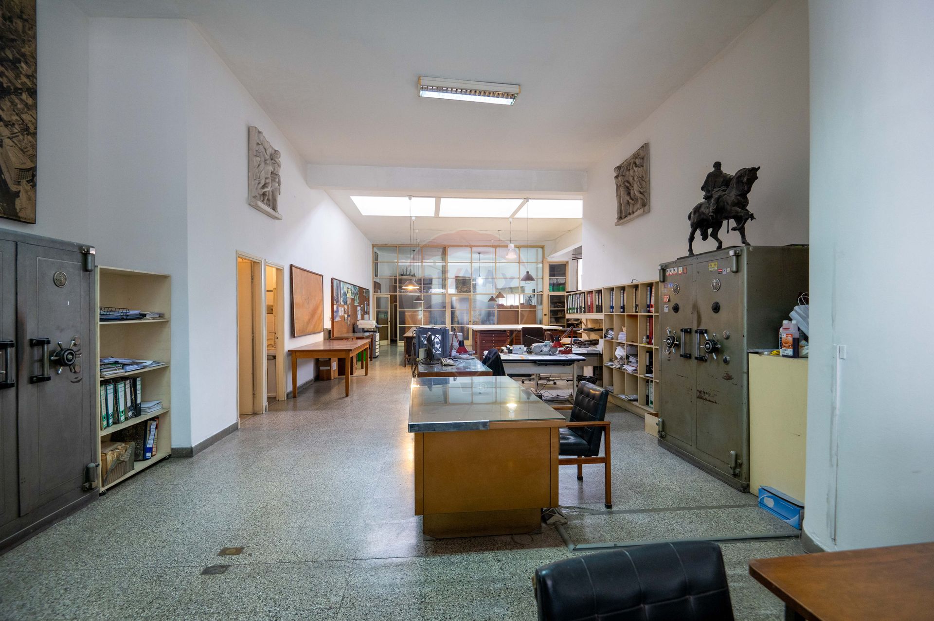 ALQUILER LOCAL COMERCIAL AVENIDA LIBERTADOR CENTRO · Foto 6
