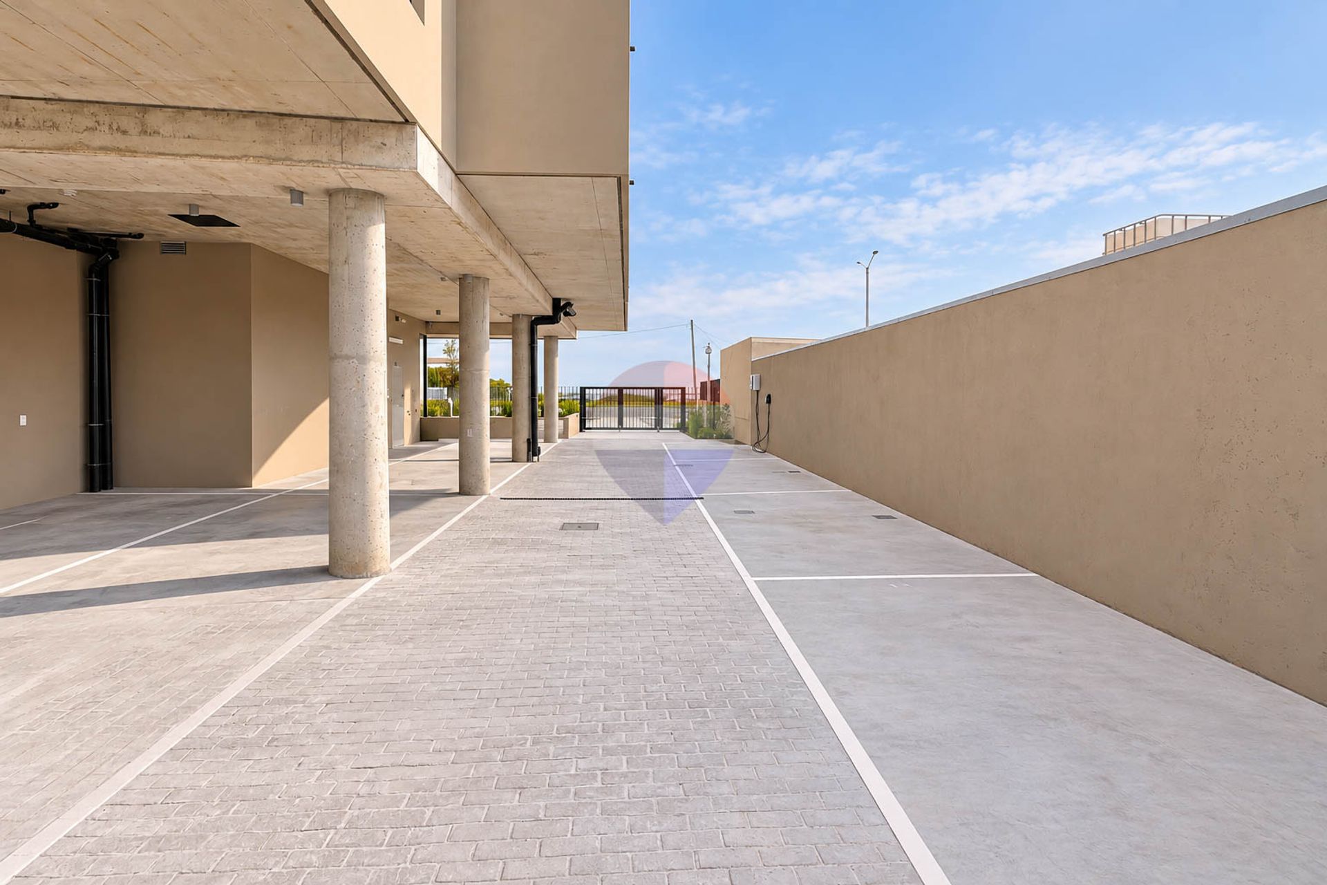 ALQUILER APARTAMENTO SOBRE RAMBLA COSTANERA 3D 2B · Foto 5