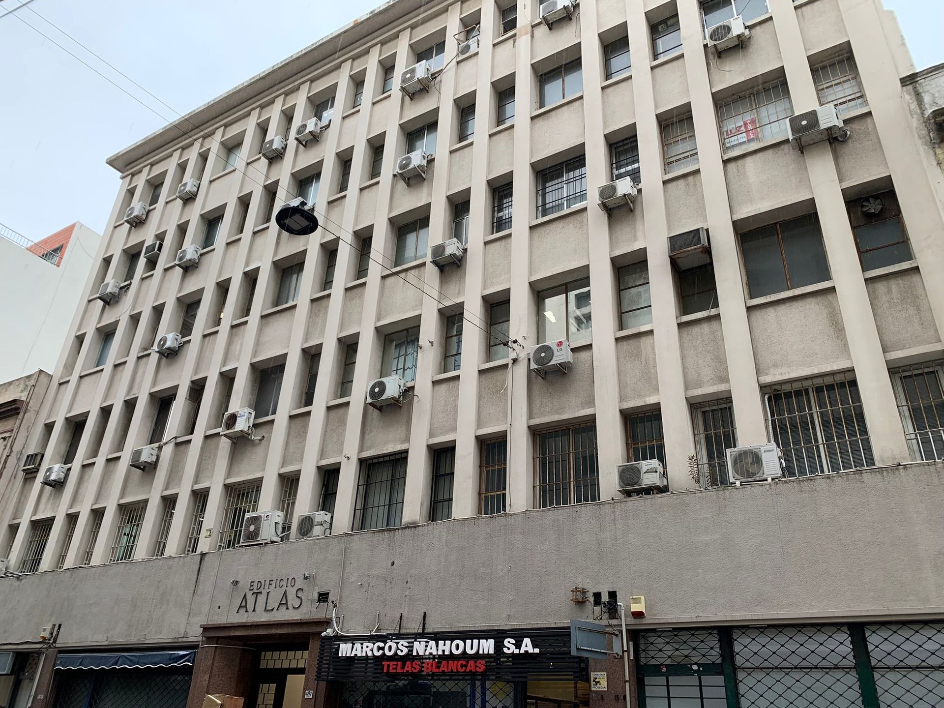 Alquiler Oficina en Ciudad Vieja · Foto 2