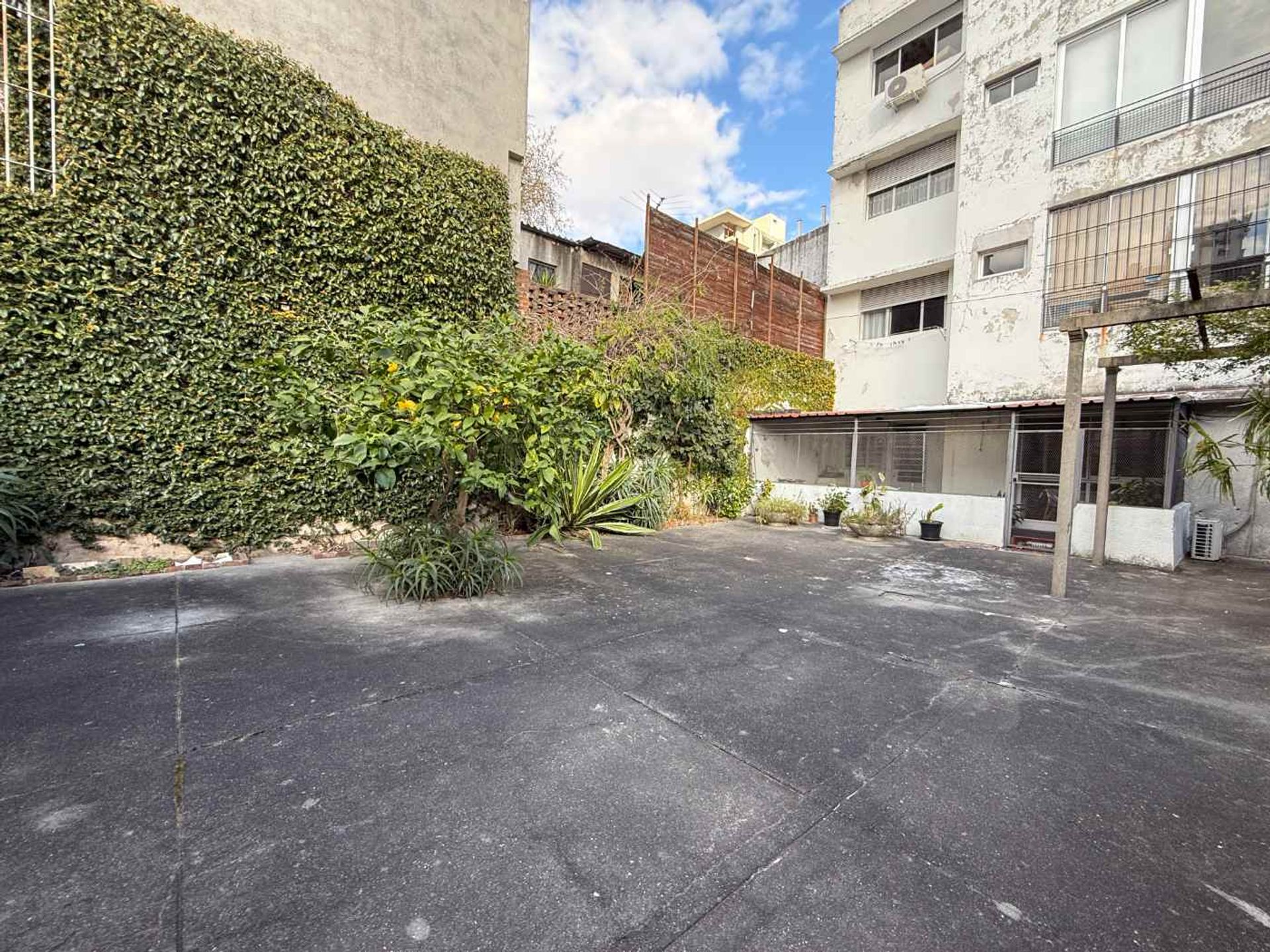 ALQUILER MONOAMBIENTE EN POCITOS PATIO EXCLUSIVO · Foto 12