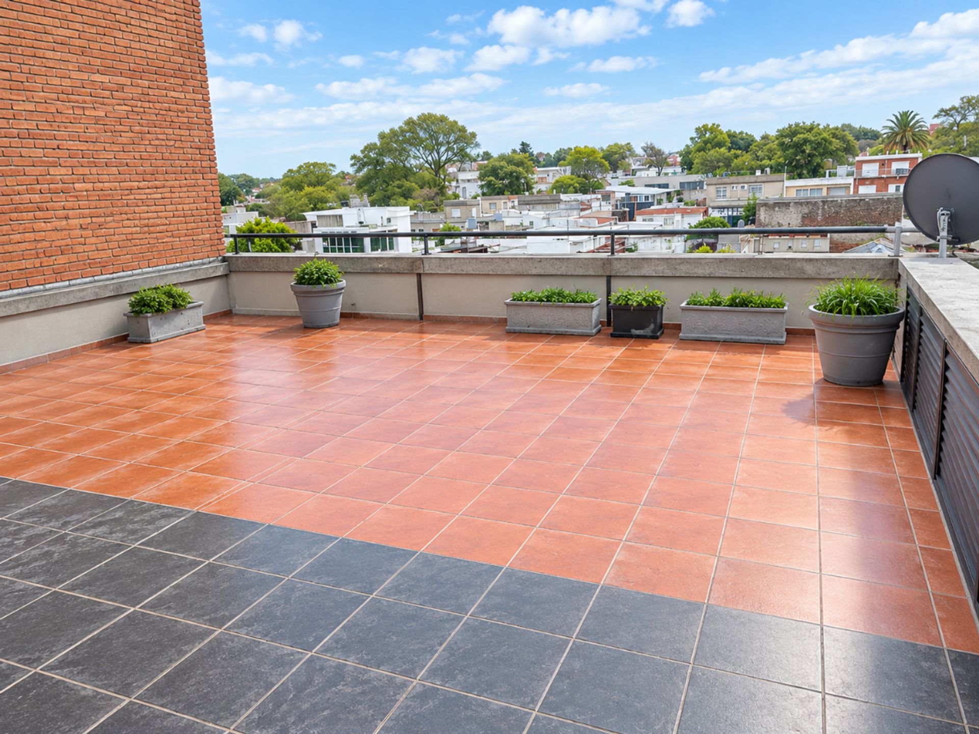 SE ALQUILA LOCAL COMERCIAL PASO MOLINO 3 NIVELES · Foto 8