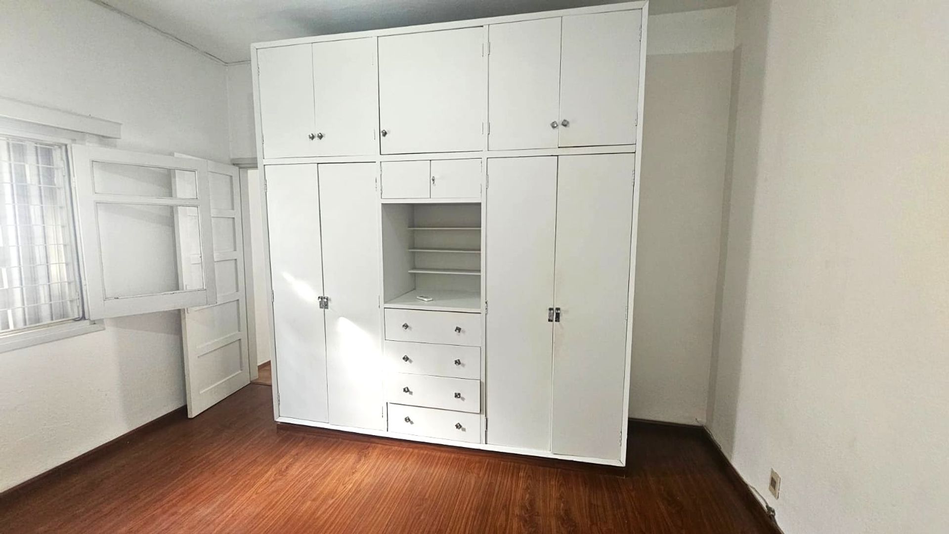 ALQUILER DE APARTAMENTO 1 DORMITORIO BELLA VISTA · Foto 4