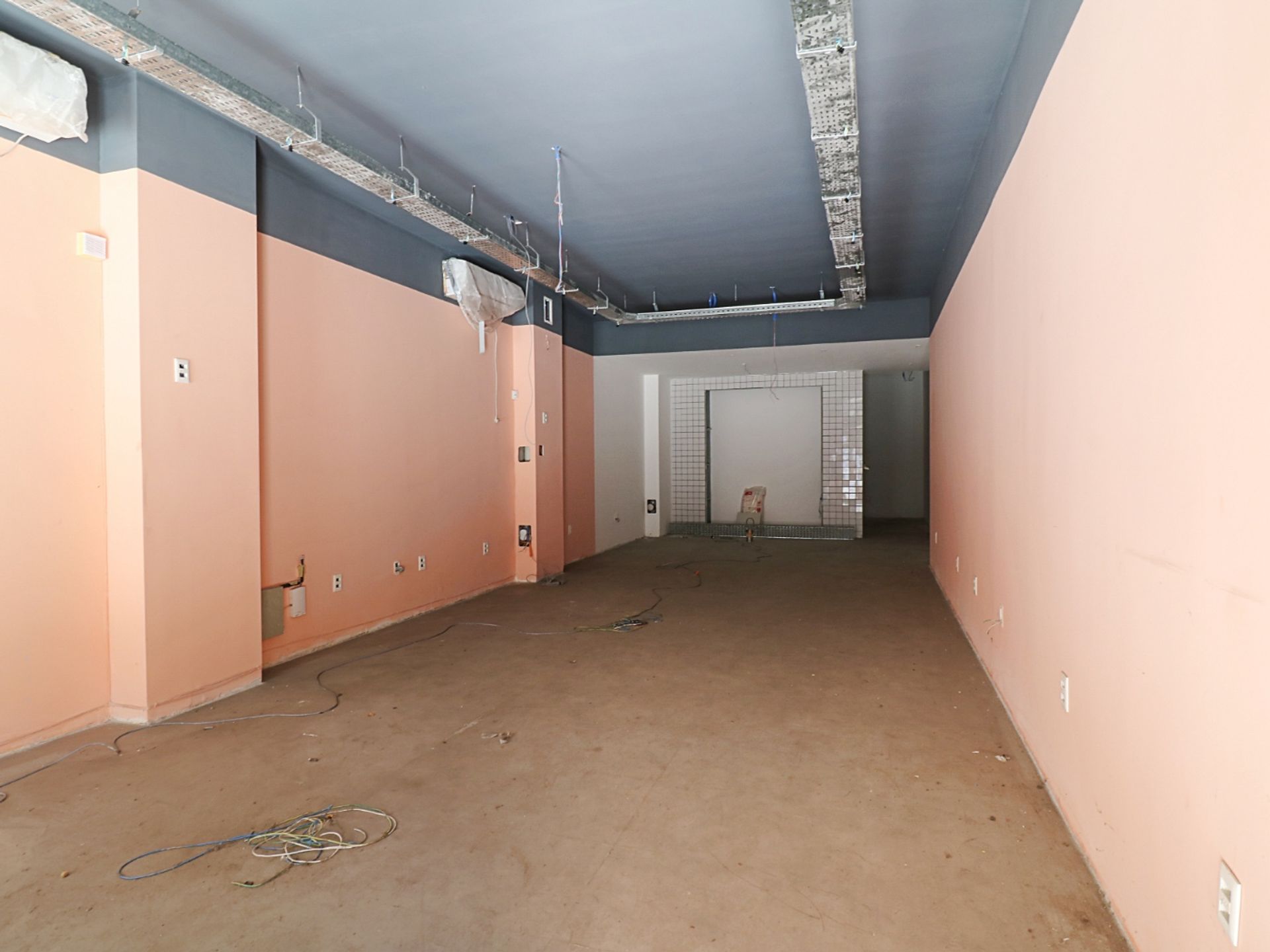 Alquiler Local Comercial - Ciudad Vieja · Foto 2