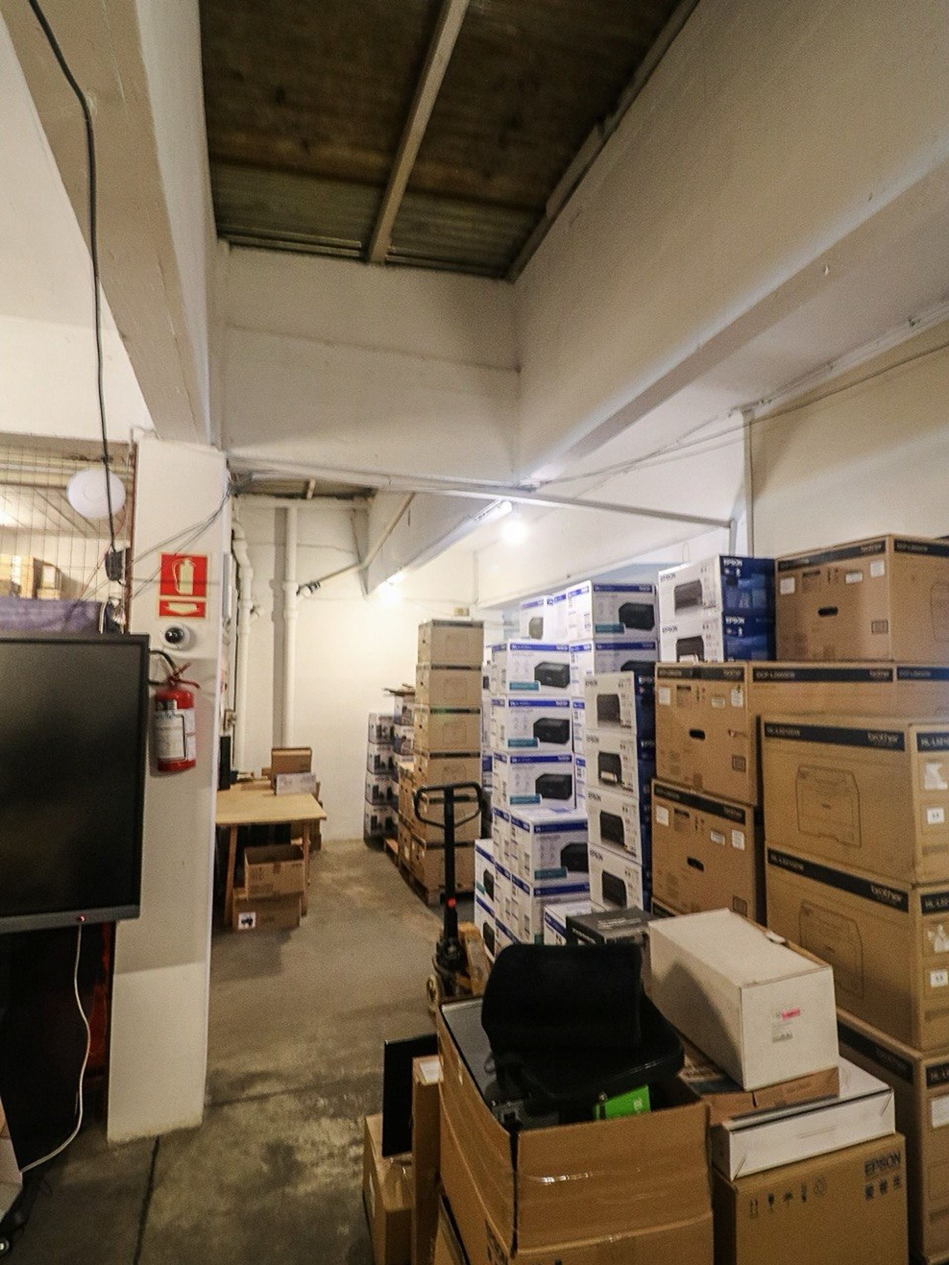 ALQUILER LOCAL/SALON OFICINAS Y GGE, CORDON · Foto 10