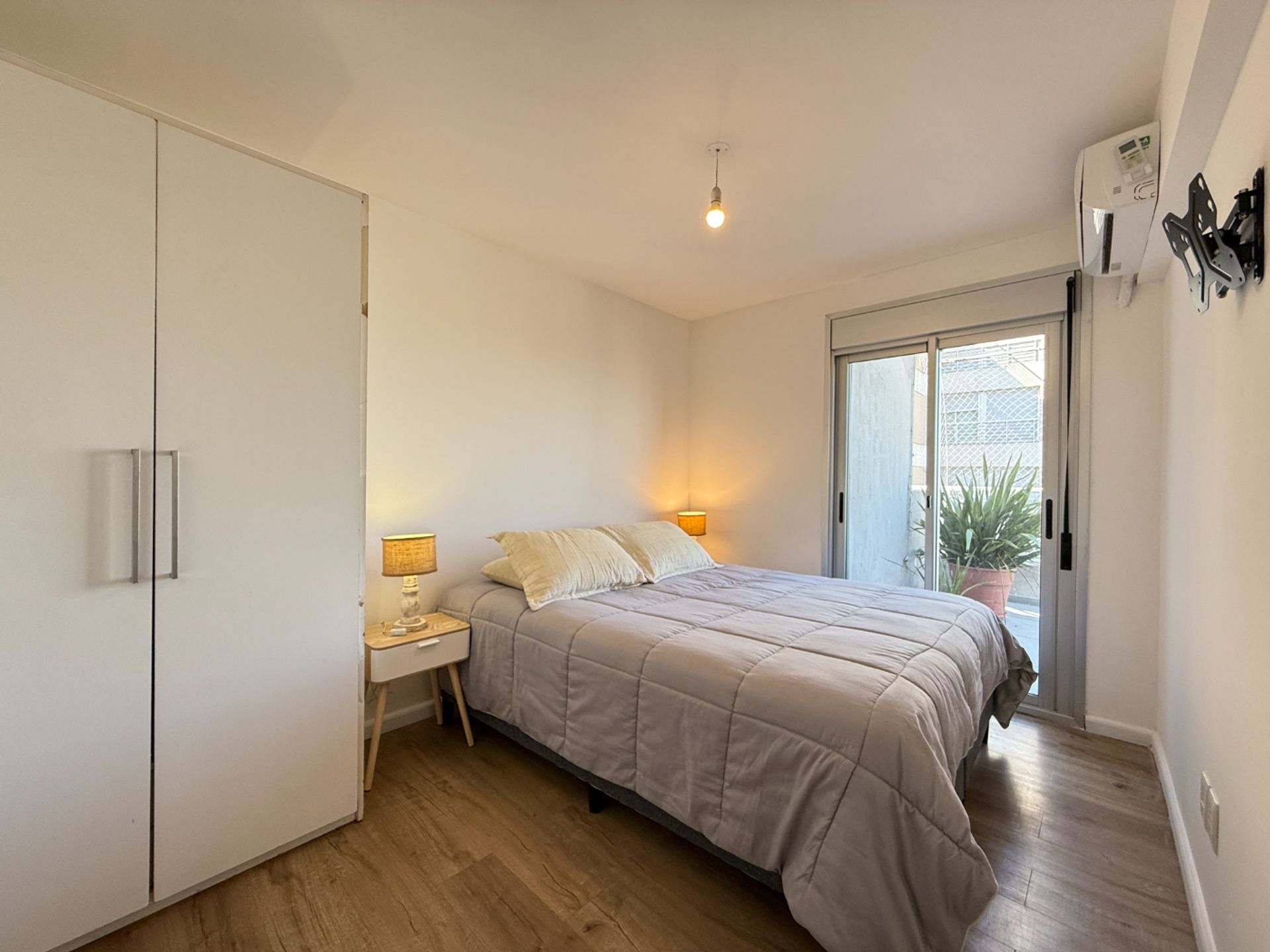ALQUILER PENTHOUSE CORDÓN 2 DORMITORIOS Y GARAGE · Foto 12
