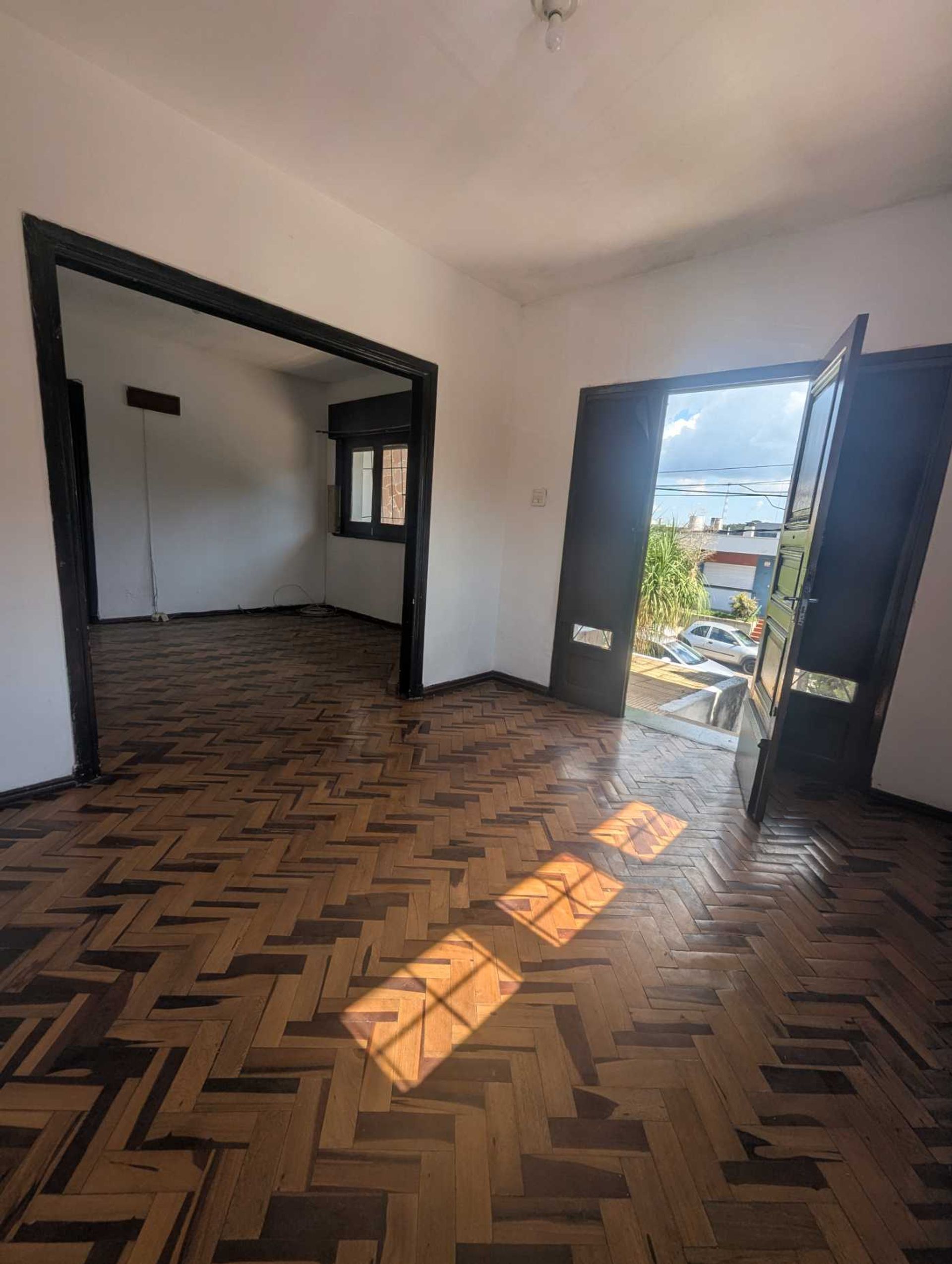 VENTA CASA 3 DORMITORIOS CENTRO DE RIVERA GGE - foto 3