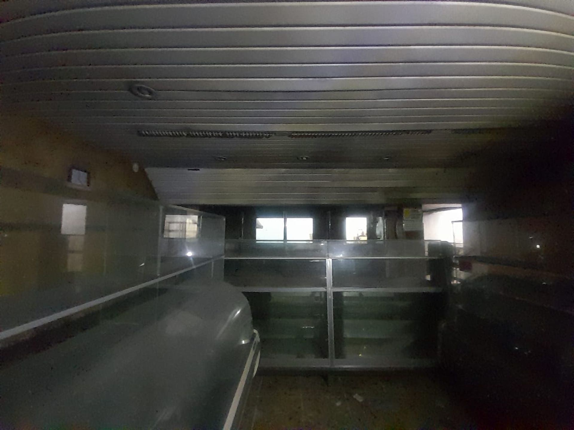 Local Comercial en Alquiler – Pérez Castellanos · Foto 3